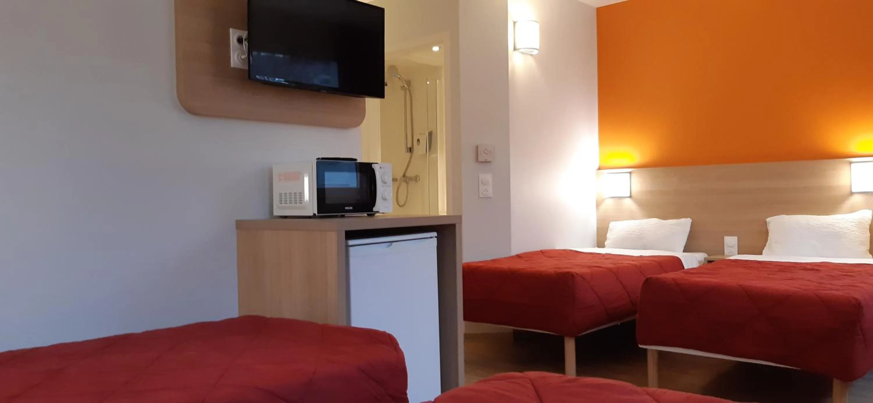 Bed in Premiere Classe Reims Nord - Bétheny