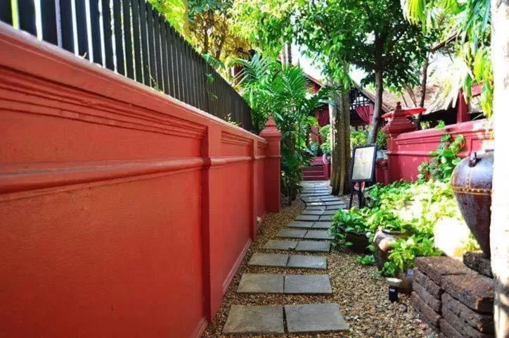 Tri Yaan Na Ros Colonial House