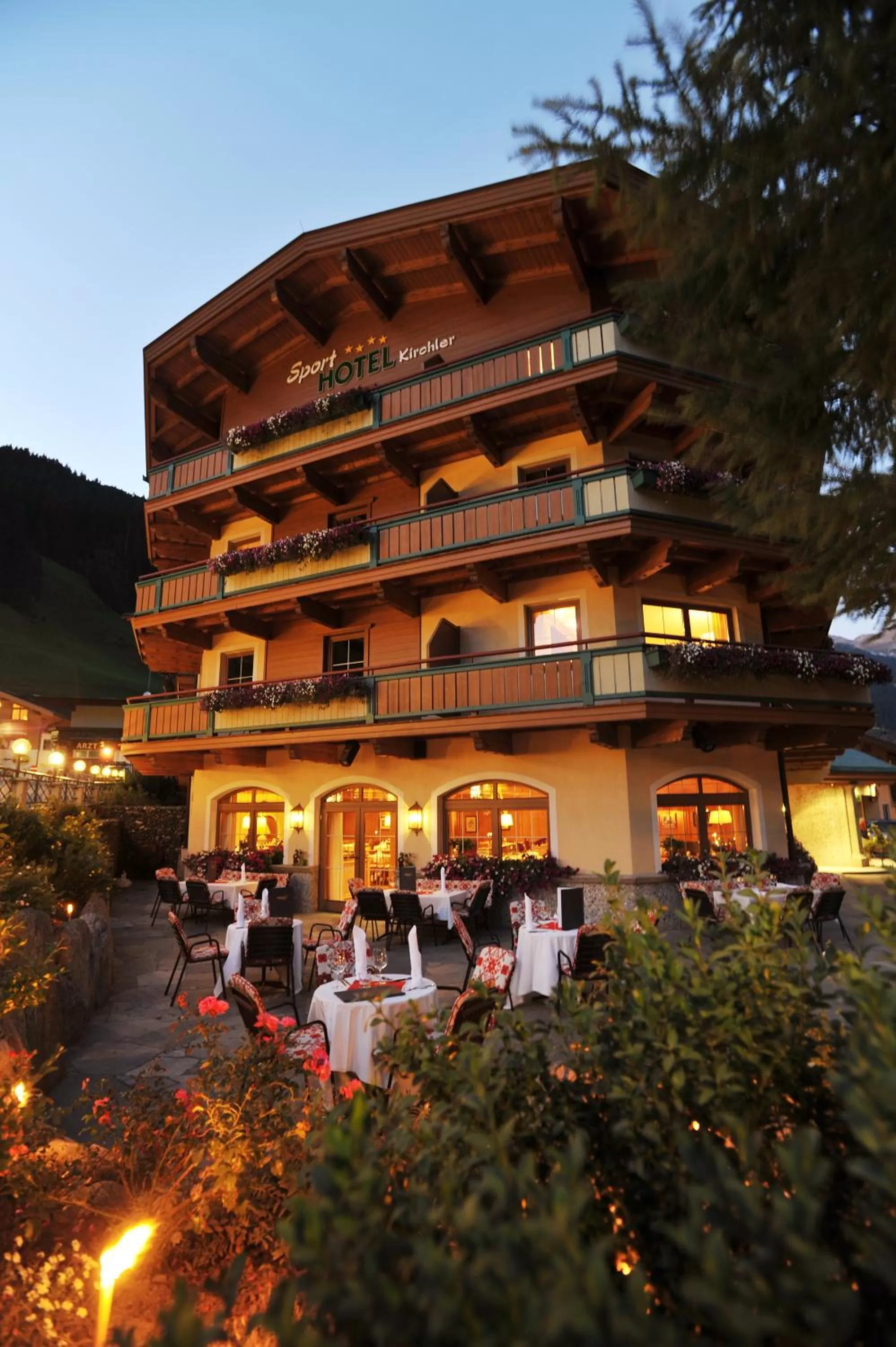 Facade/entrance in Sporthotel Kirchler