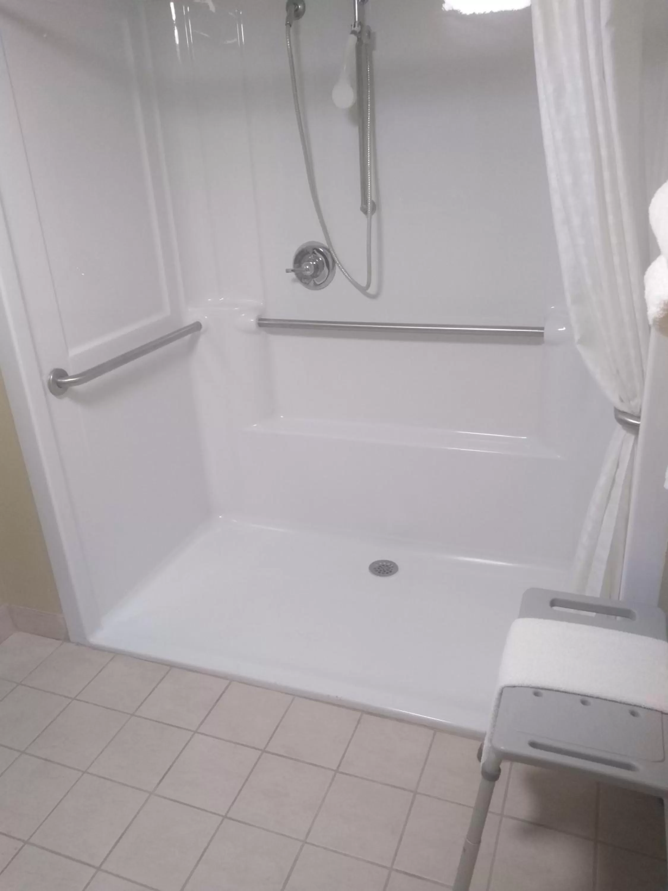 Bathroom in Country Inn & Suites by Radisson, Kalamazoo, MI