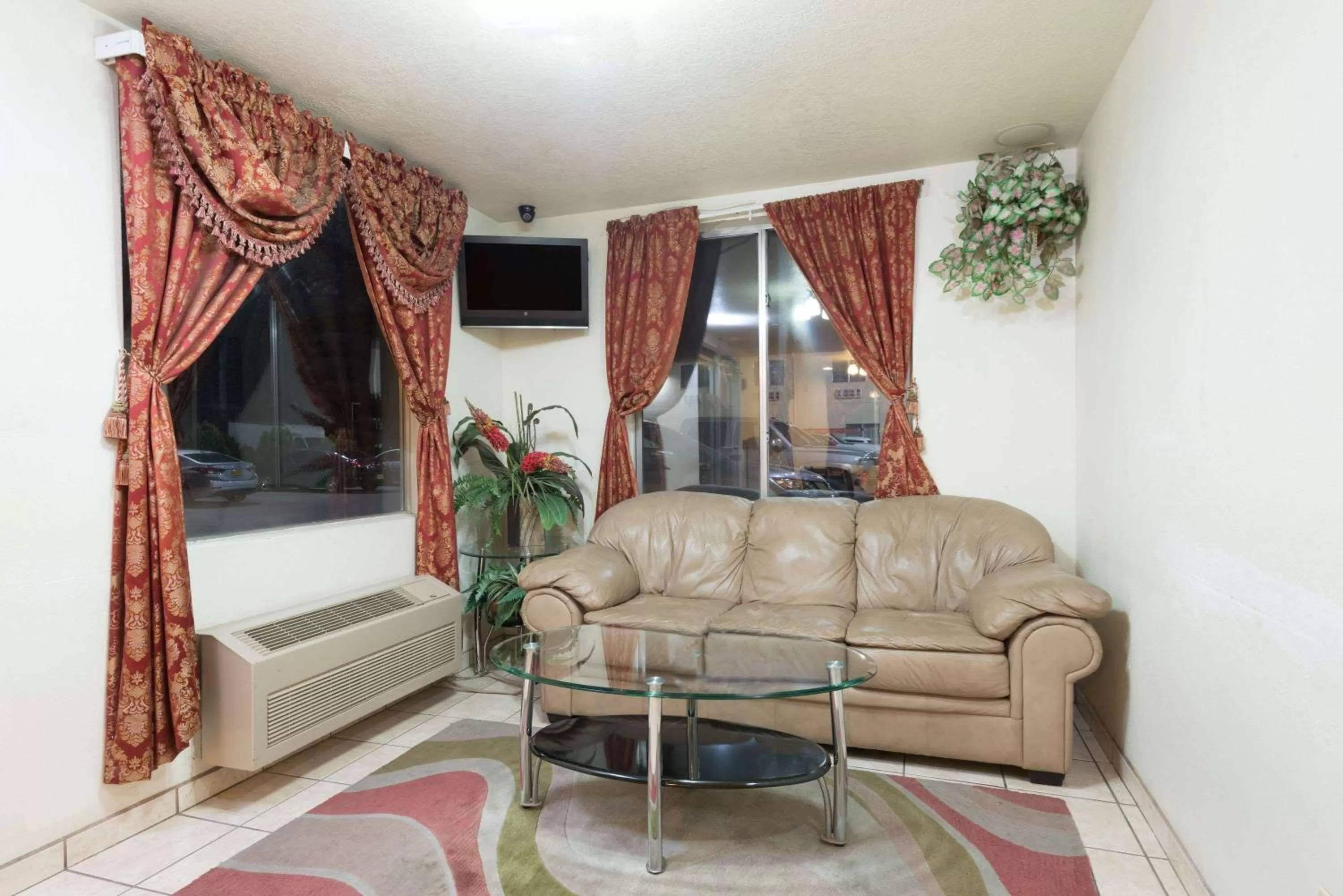 Lobby or reception in Super 8 by Wyndham Bernalillo