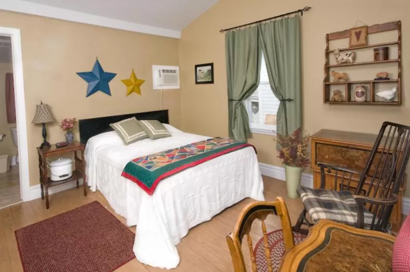 Bedroom, Bed in Telegraph House Motel