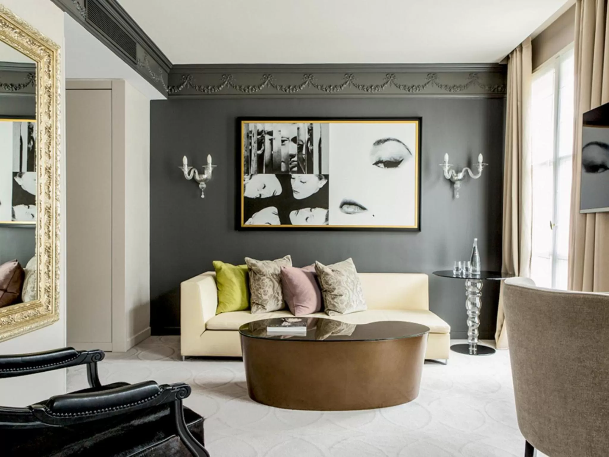 Dining area in Sofitel Shanghai Hongqiao