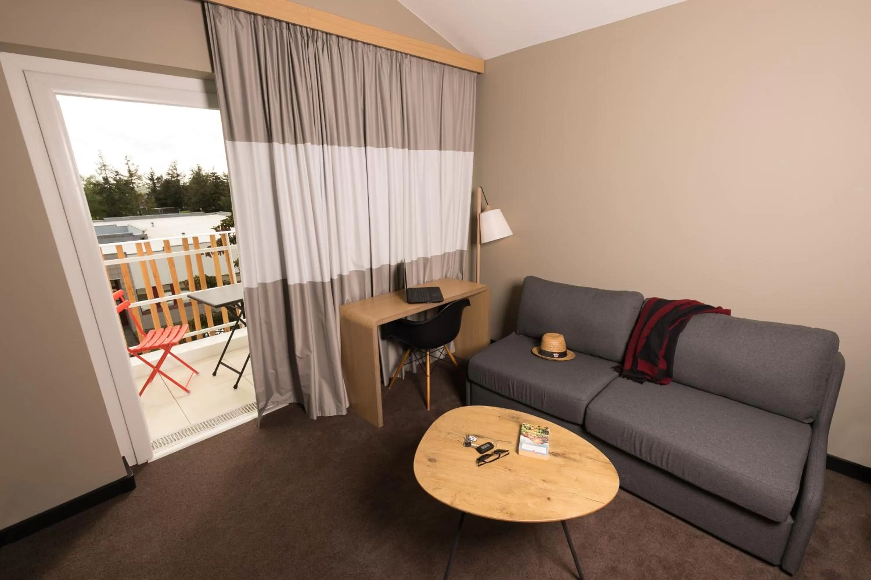 Bed in ibis Nantes Saint Herblain