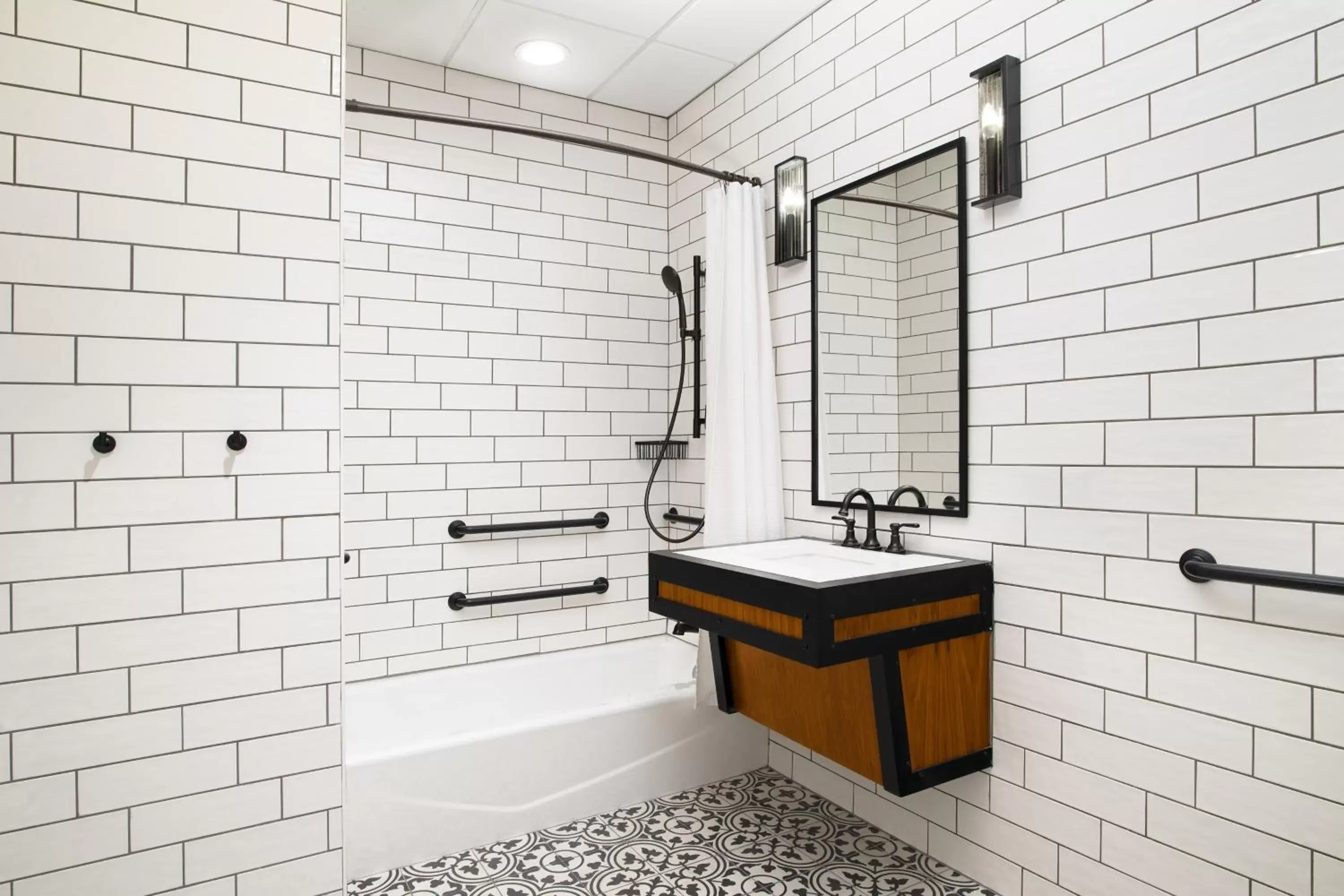 Deluxe, Guest room, 2 King, High floor in The Westin Oaks Houston at the Galleria Deluxe, Guest room, 2 King, High floor in The Westin Oaks Houston at the Galleria