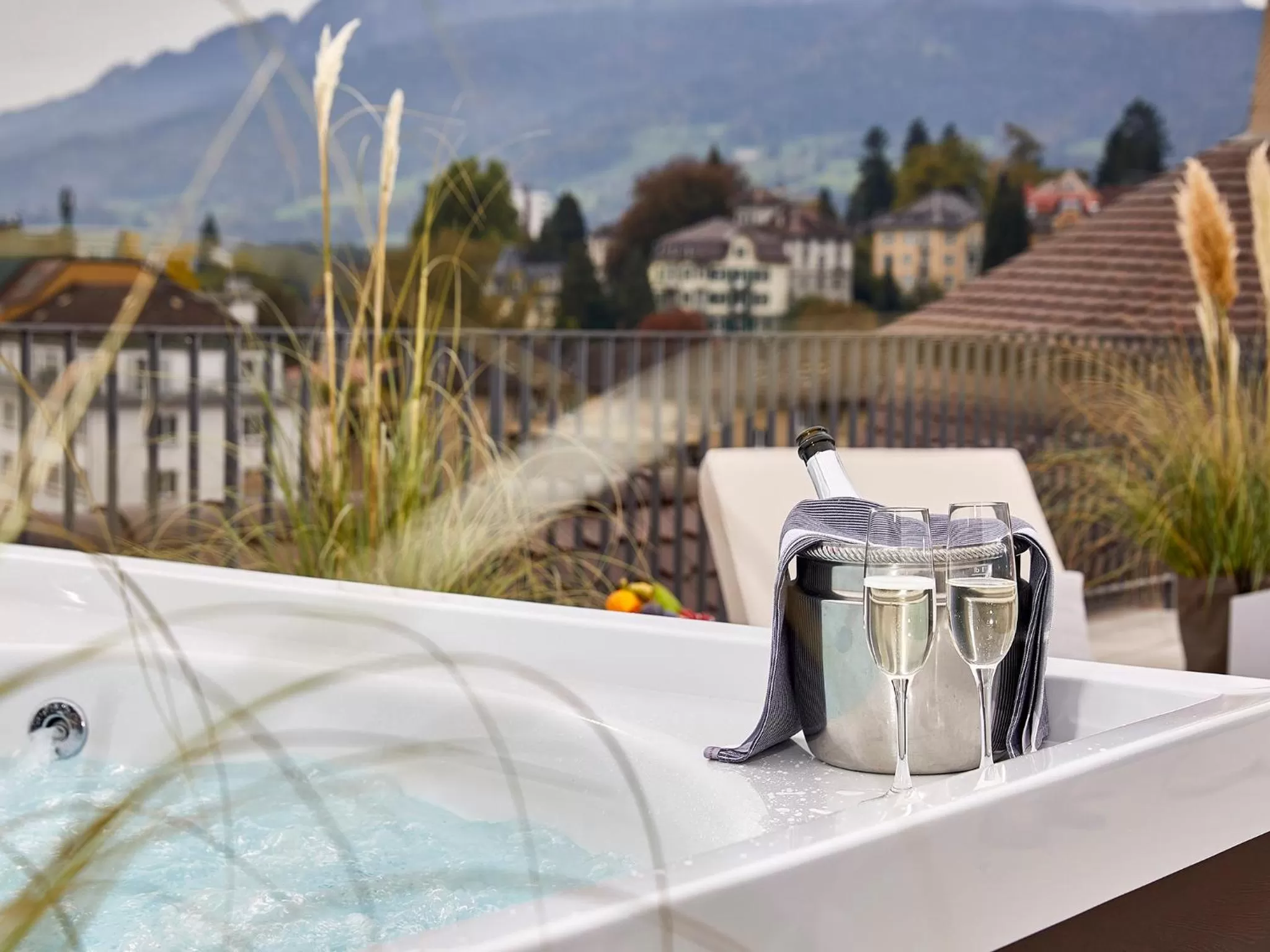 Hot Tub in Boutique Hotel Anker
