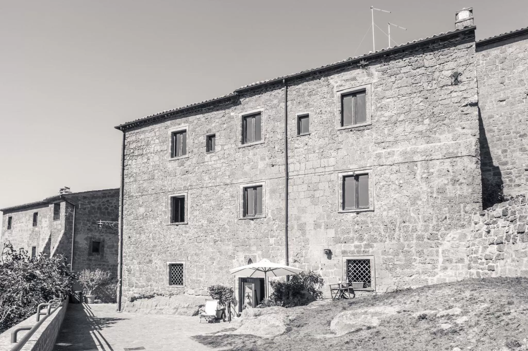 Property building in Libera Mente Civita