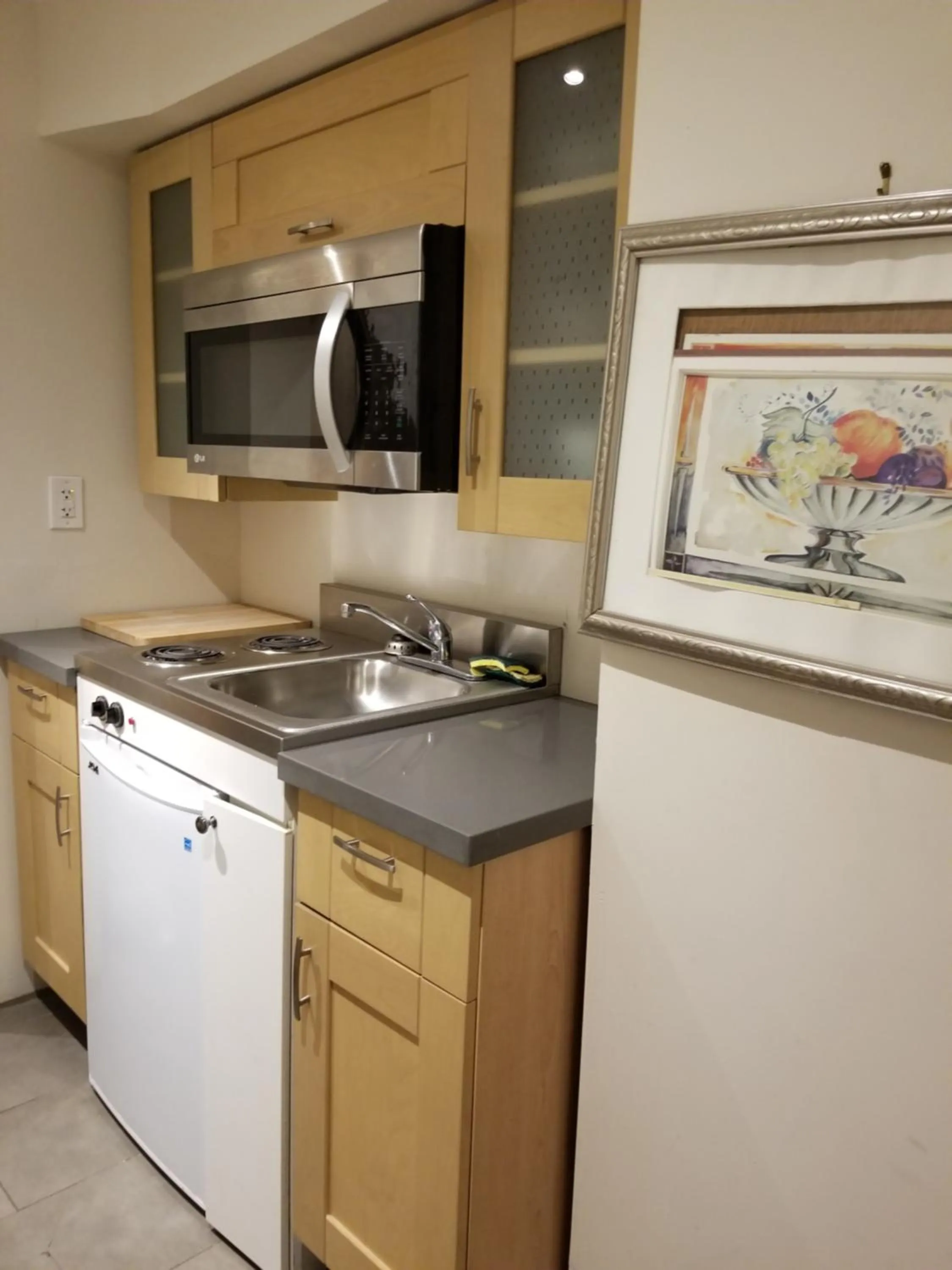 Kitchen or kitchenette in Dragon Gate Inn