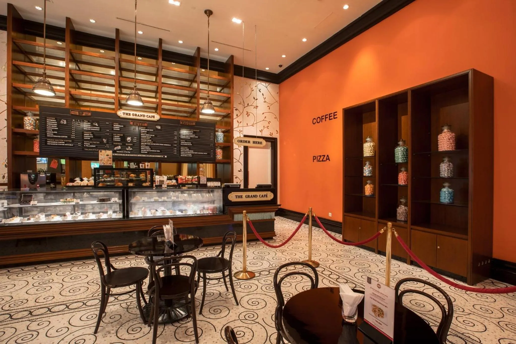 Restaurant/places to eat in InterContinental Grand Ho Tram