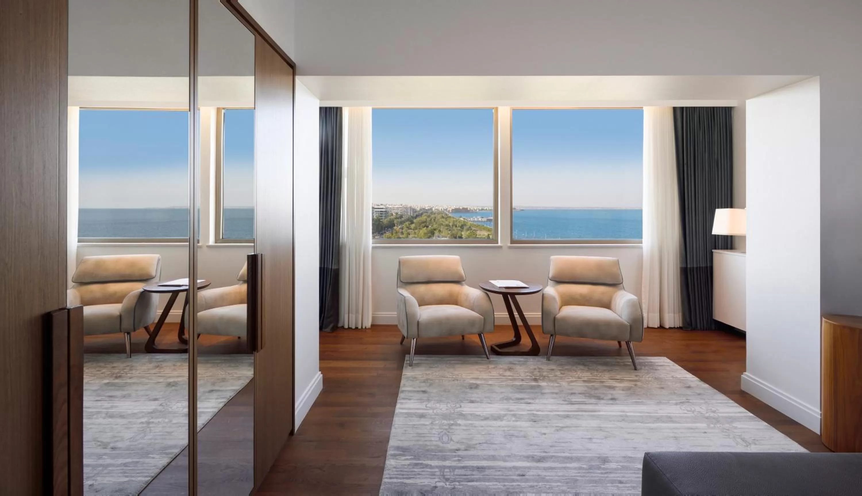 Seating area in Makedonia Palace