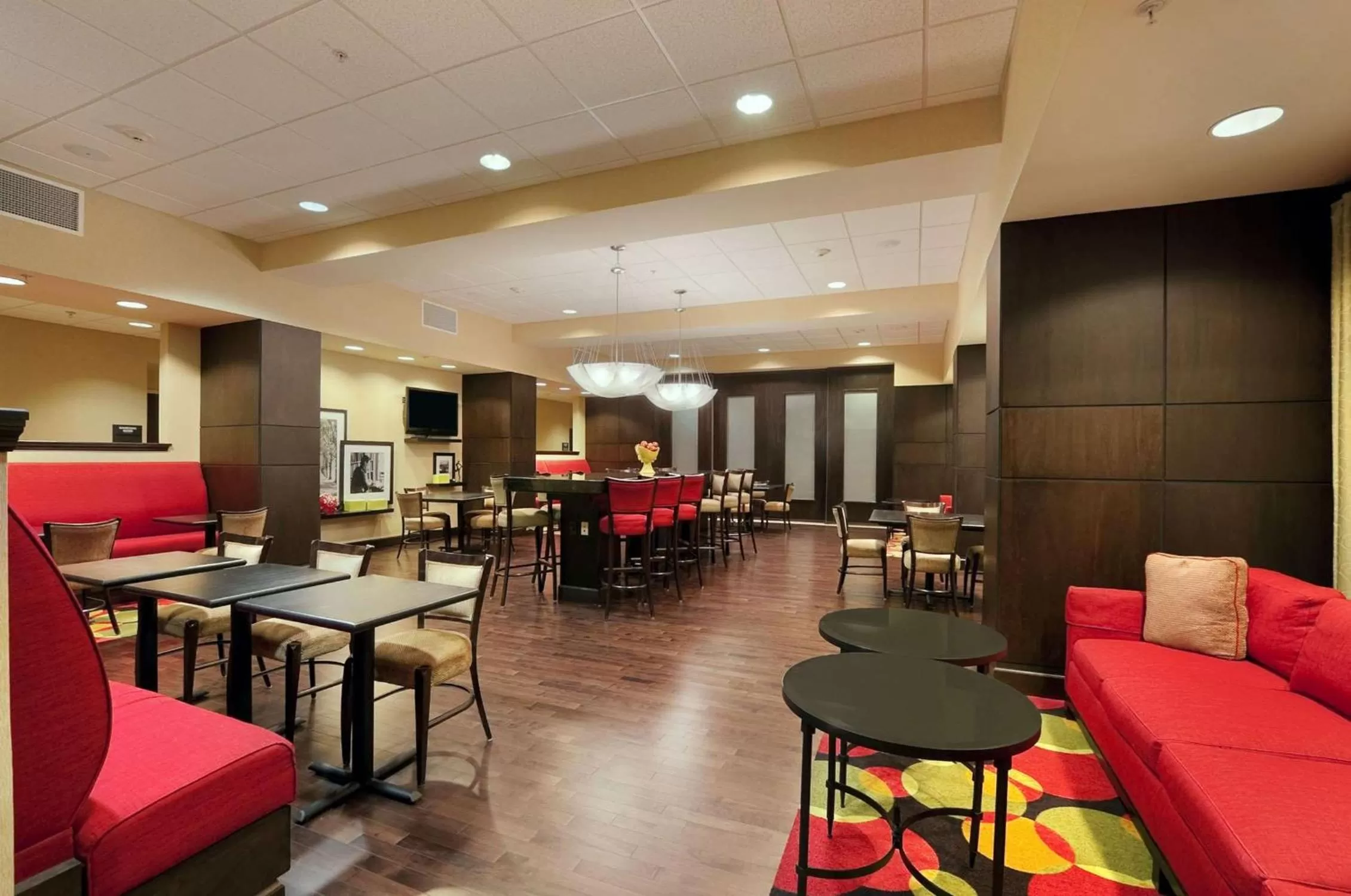 Lobby or reception in Hampton Inn Jacksonville