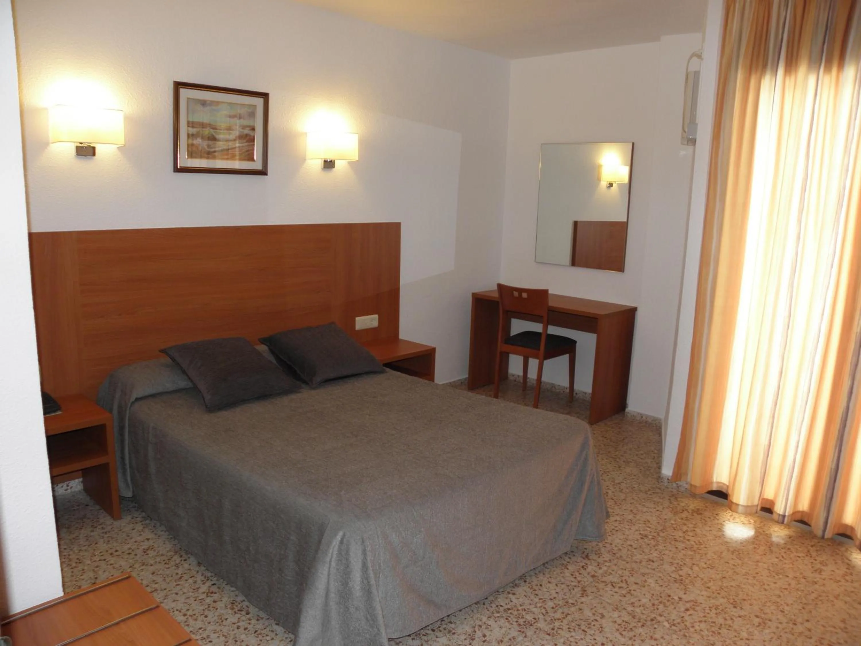 Photo of the whole room, Bed in Hotel Jardín