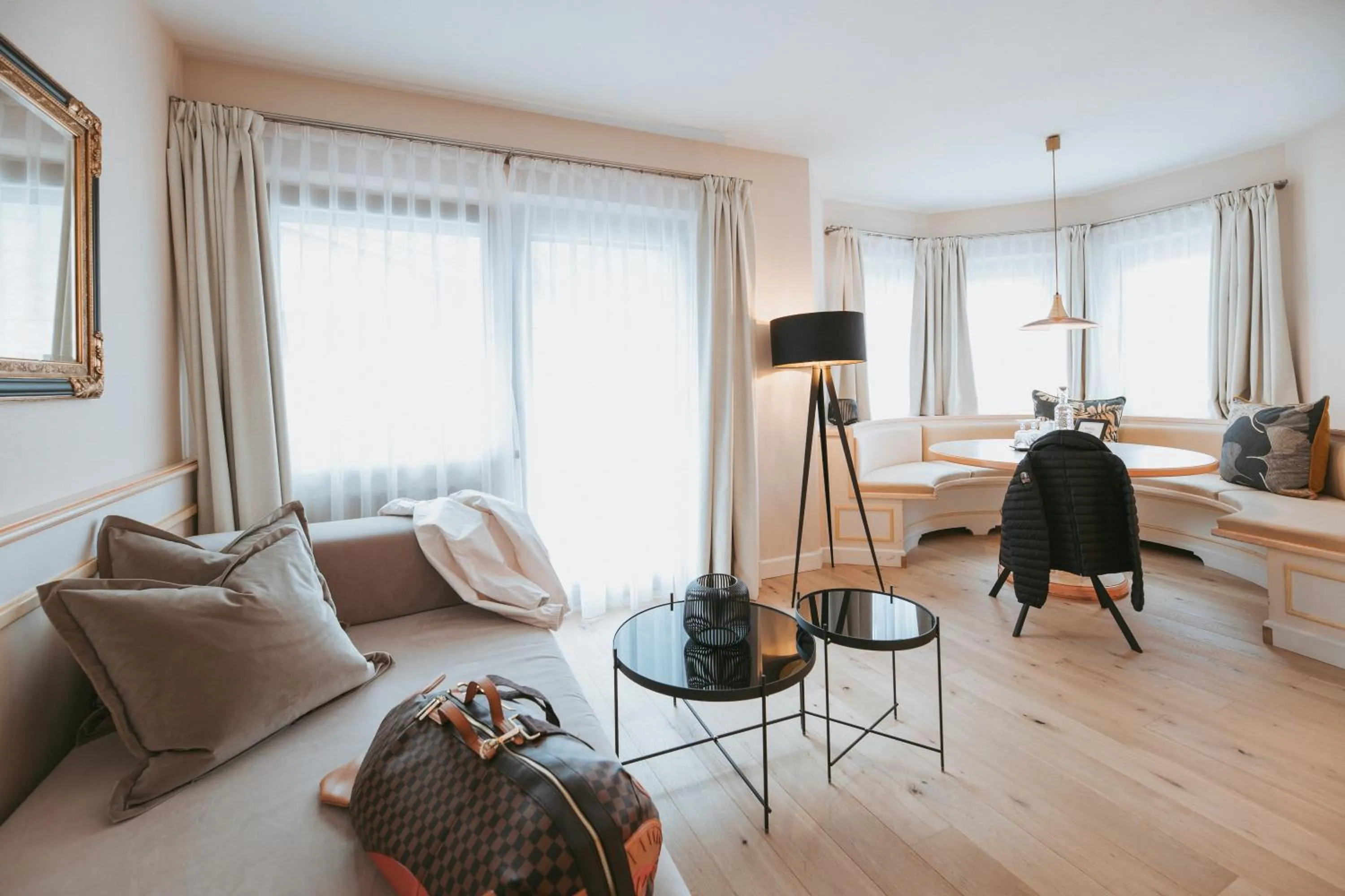 Living room in MANNI das Hotel