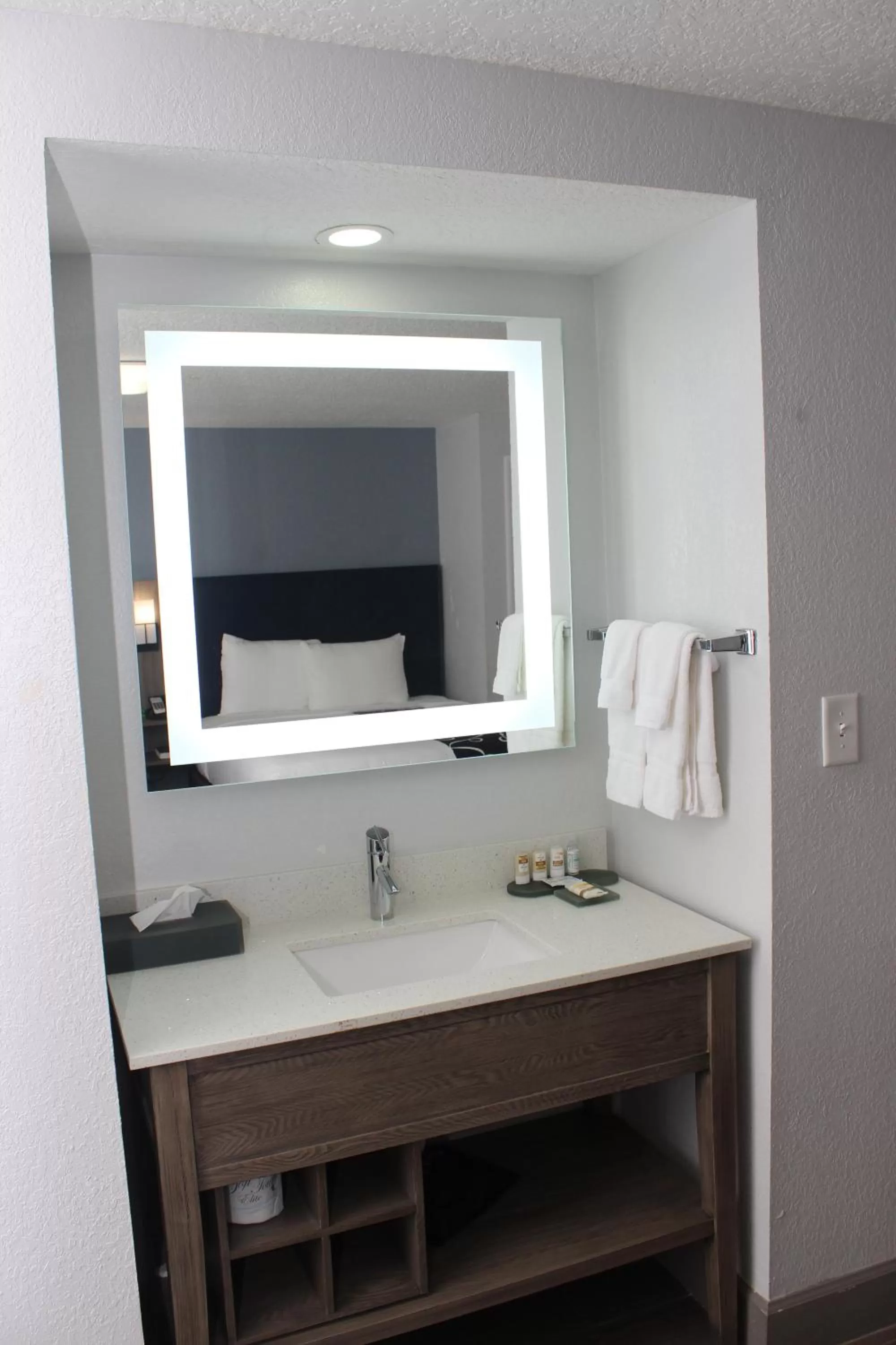 Photo of the whole room in La Quinta by Wyndham Oceanfront Daytona Beach