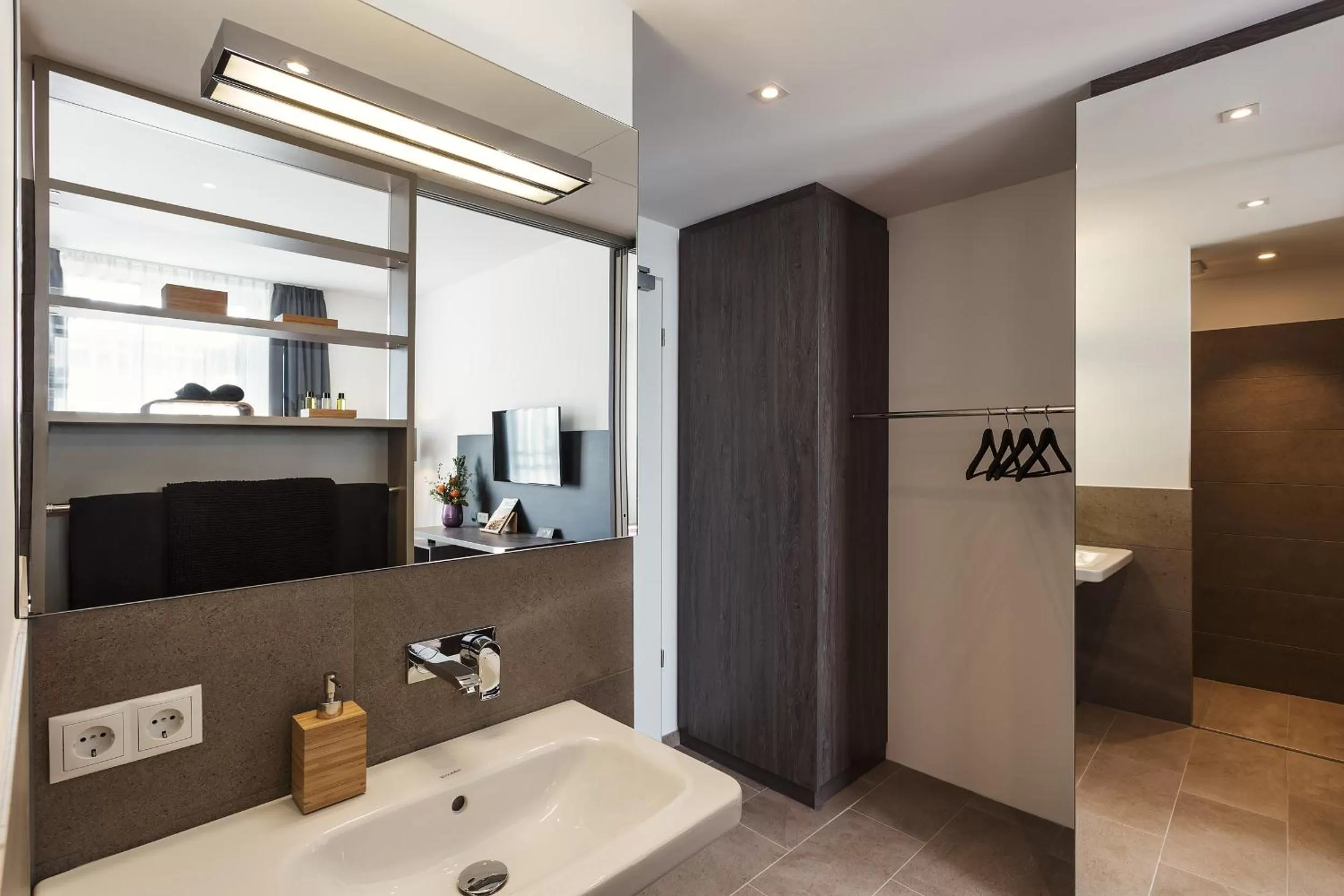 Decorative detail in Hotel K99