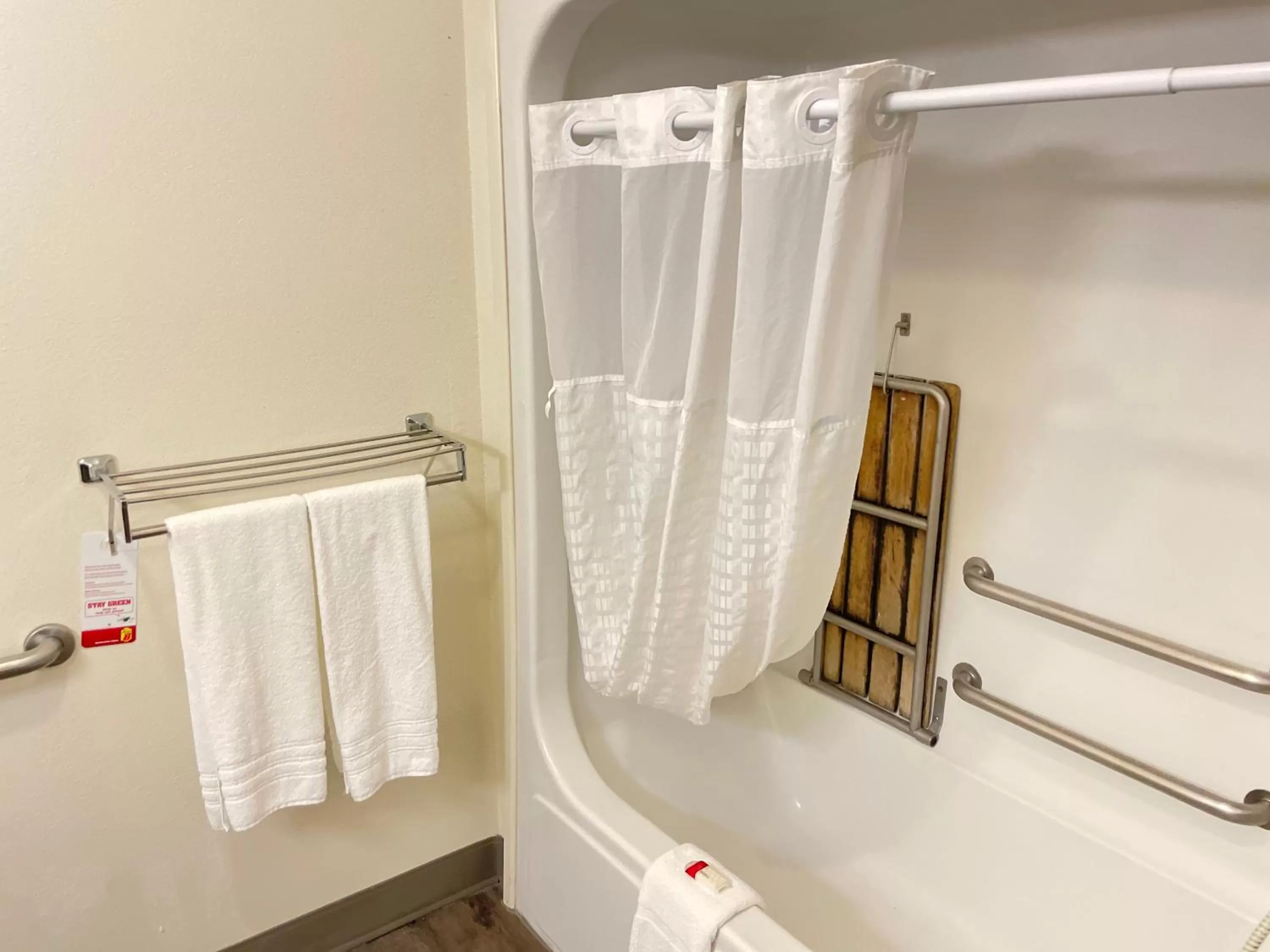 Shower in Super 8 by Wyndham Fort Worth Downtown South