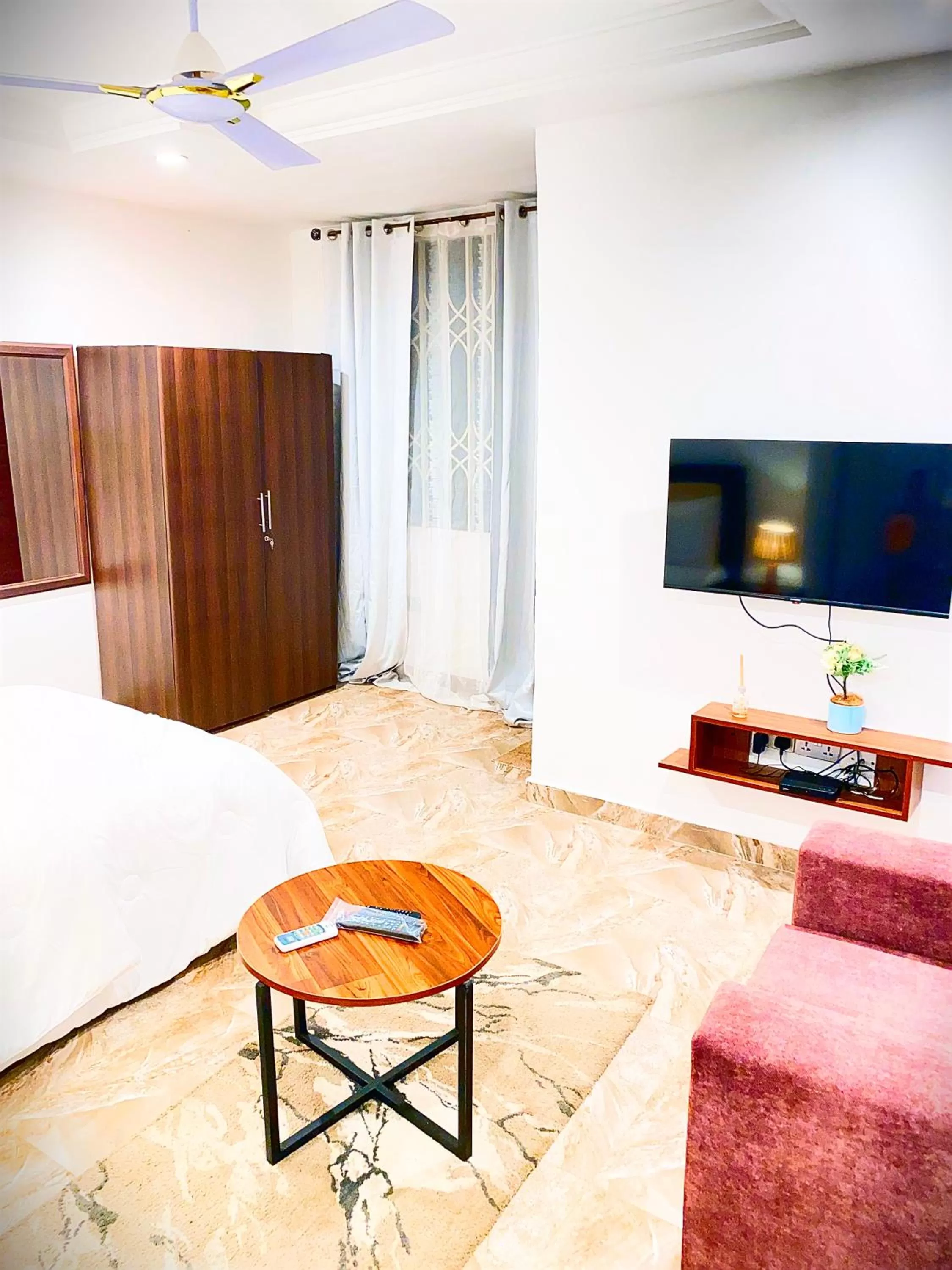 Seating Area in AIDEN HOMES AND APARTMENTS