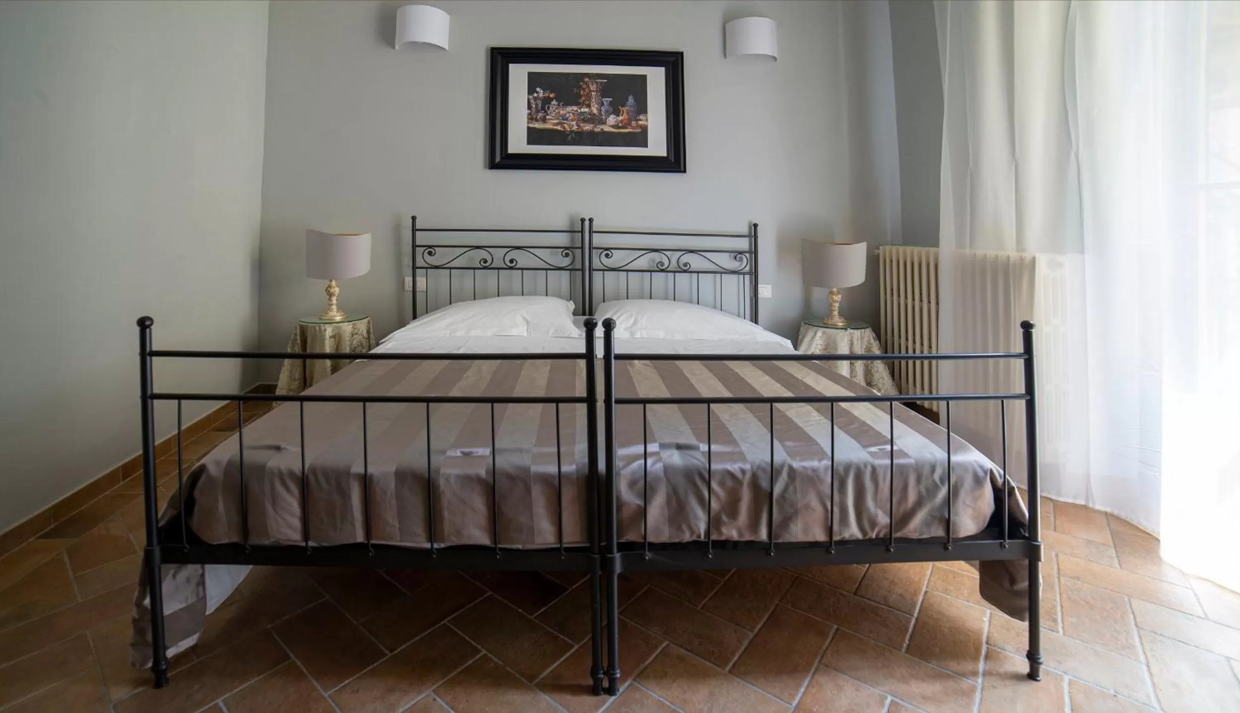 Bed in Hotel Torre Guelfa Palazzo Acciaiuoli