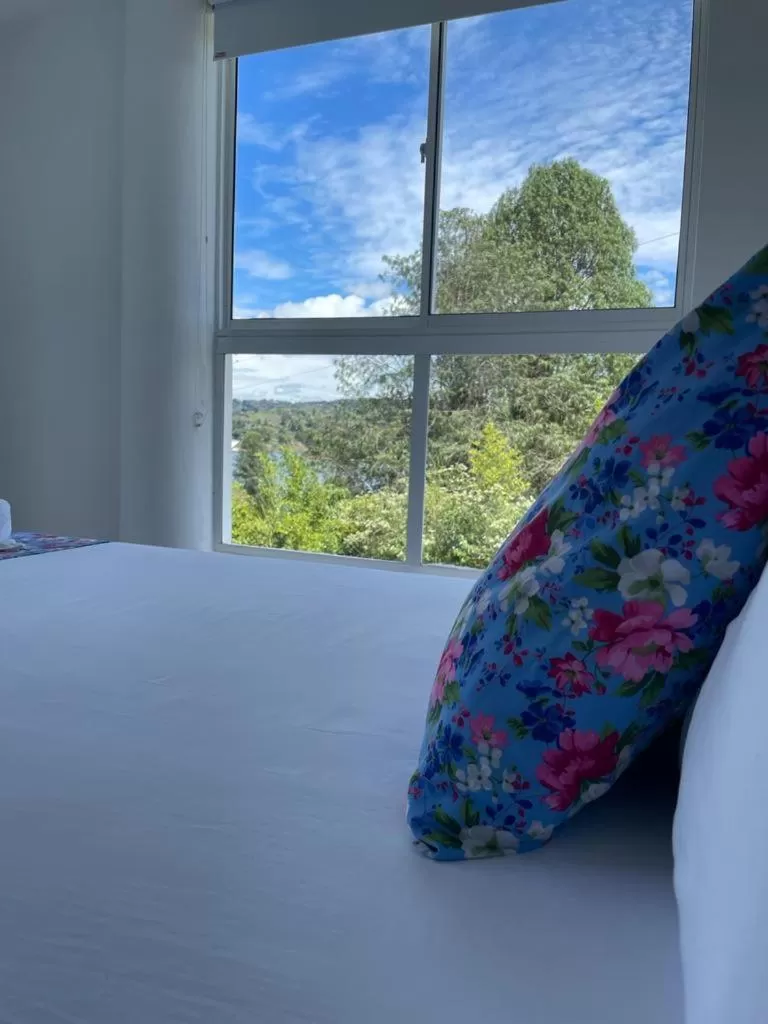 Bed in Paradise Lake Finca Hotel