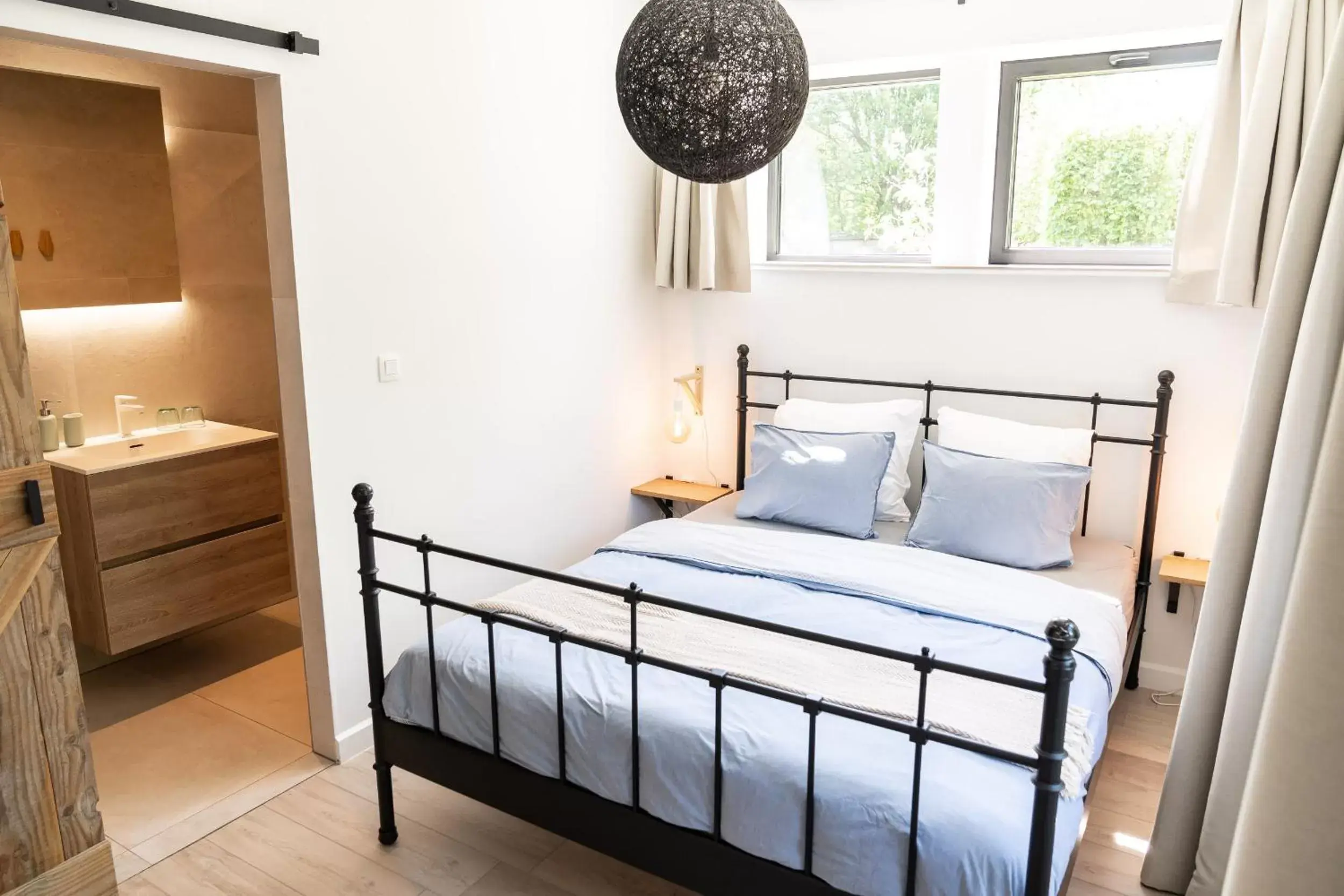 Deluxe Double Room in De Gulle Beemden Deluxe Double Room in De Gulle Beemden