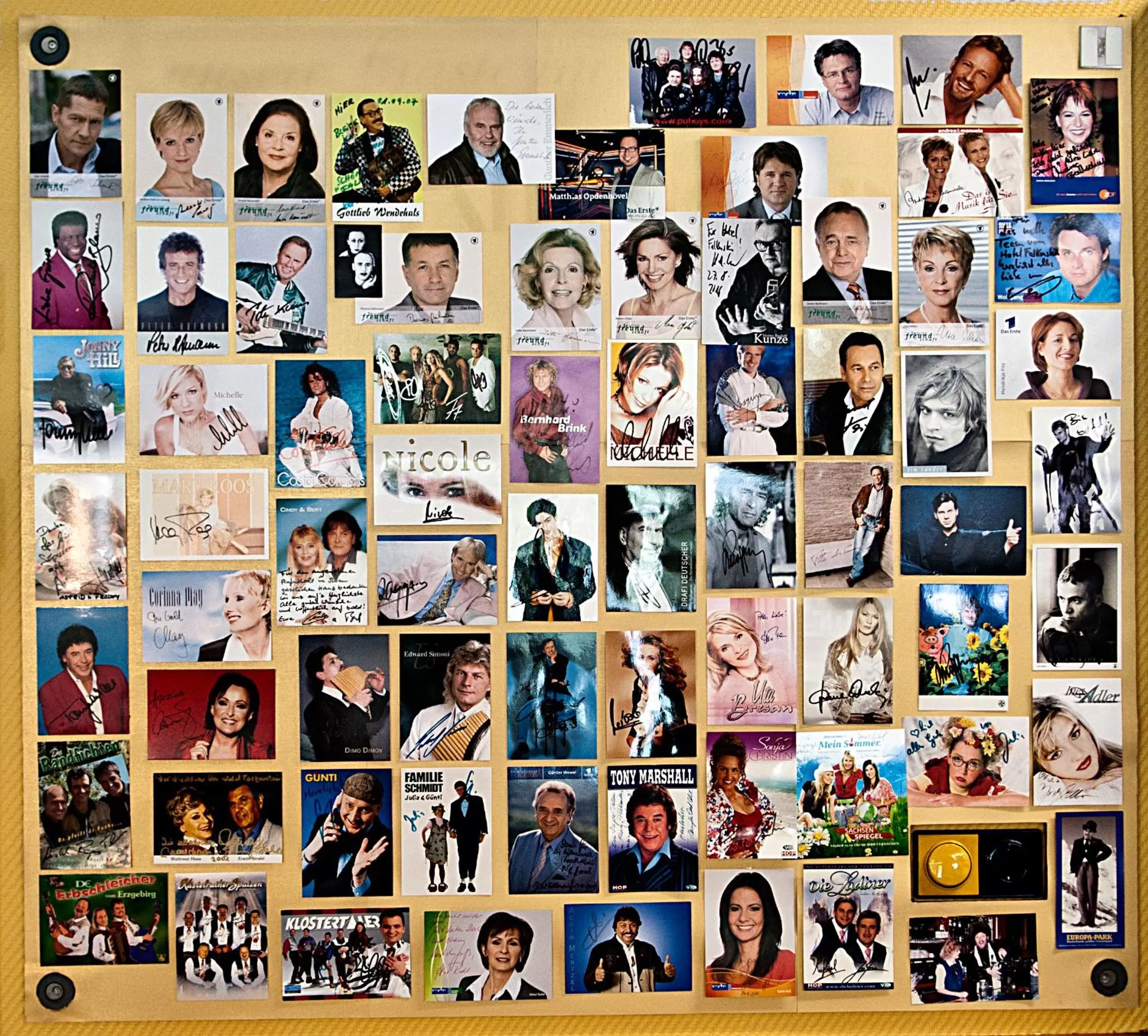 Logo/Certificate/Sign in Hotel Falkenstein