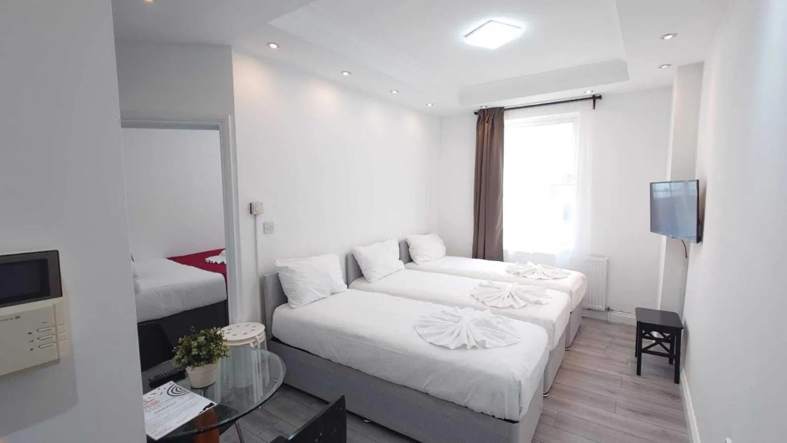 Bedroom, Bed in Kings Cross Prime Stay Apartments