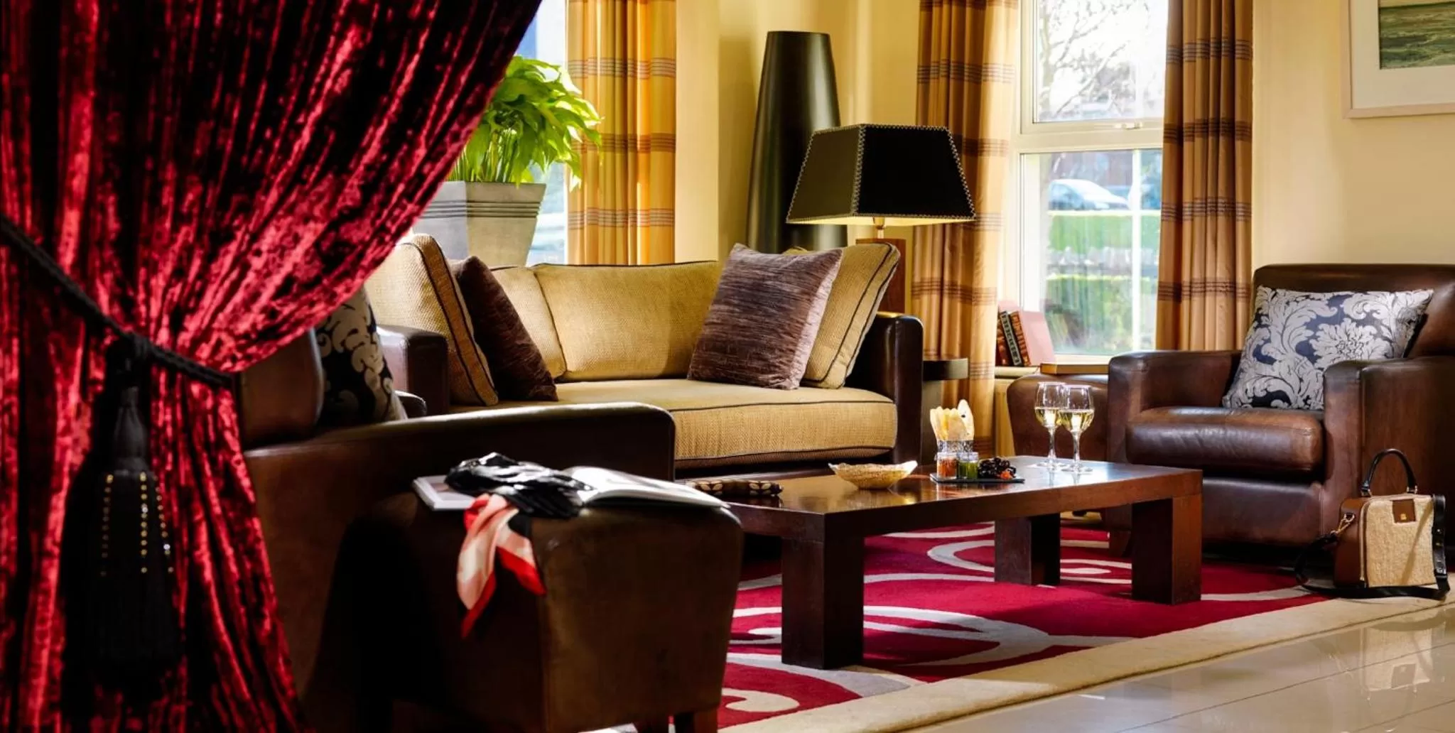 Lobby or reception in Brook Lane Hotel