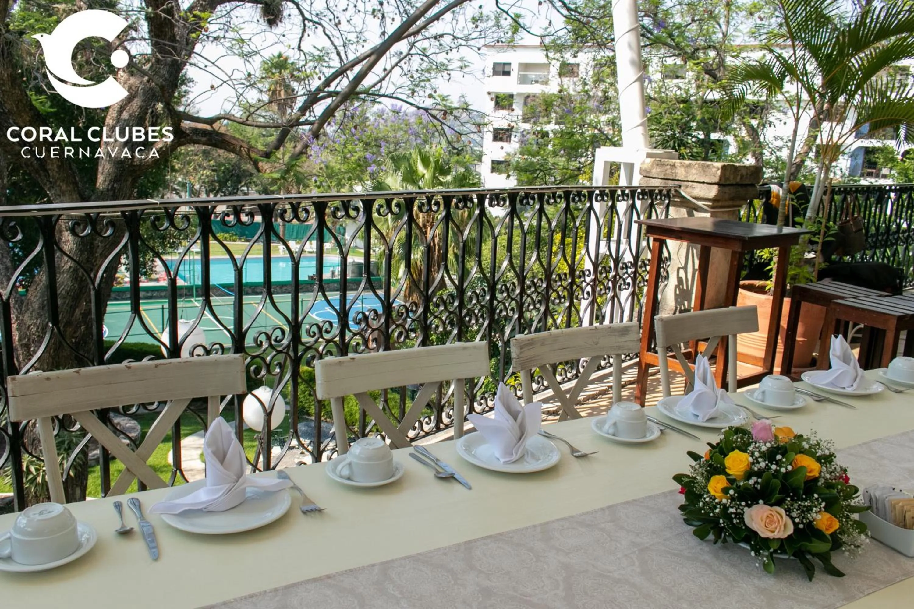 Restaurant/places to eat in Hotel Coral Cuernavaca