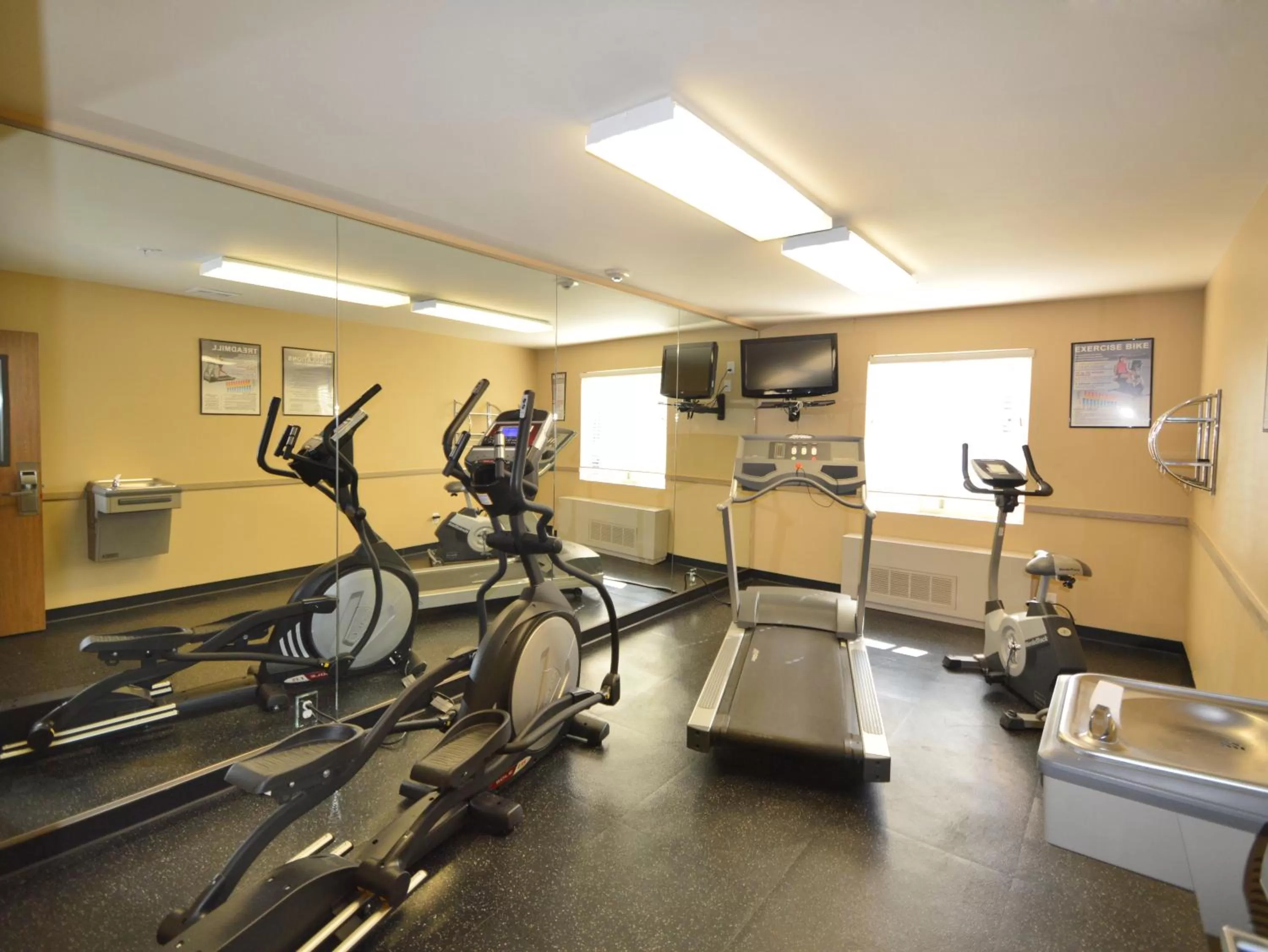 Fitness centre/facilities in Extended Stay America Suites - Anchorage - Midtown