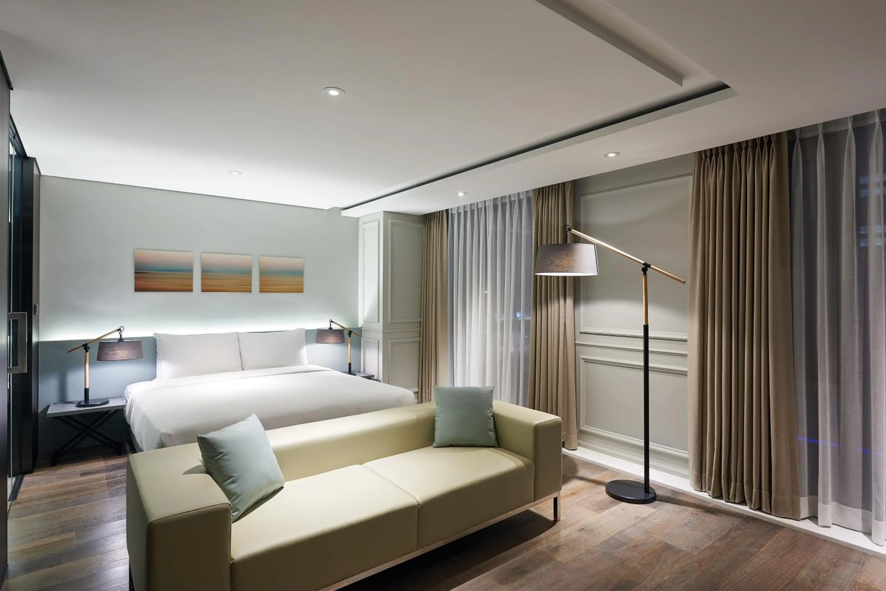 Decorative detail, Bed in Hotel Peyto Samseong