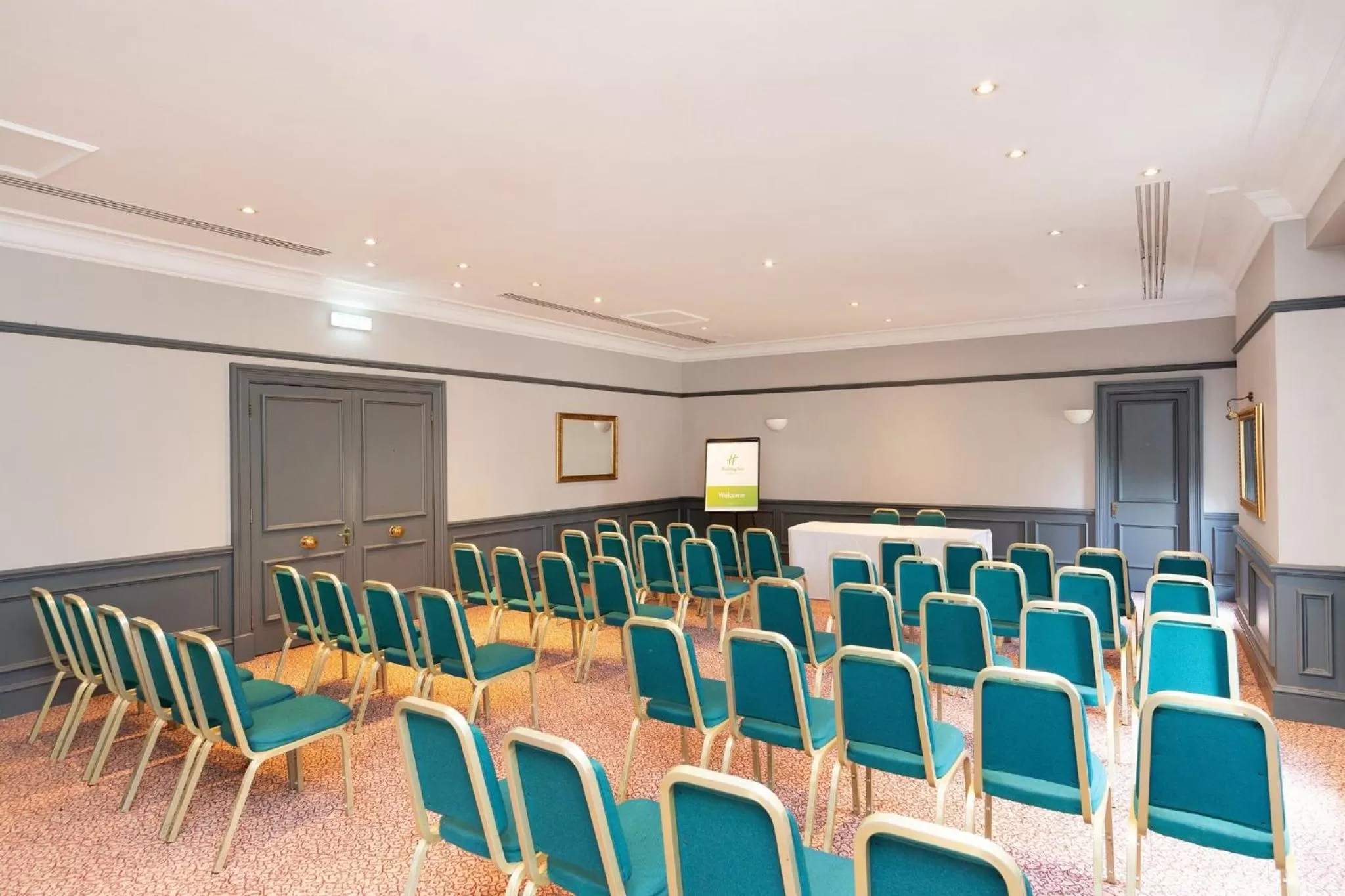 Meeting/conference room in Holiday Inn Maidstone-Sevenoaks by IHG