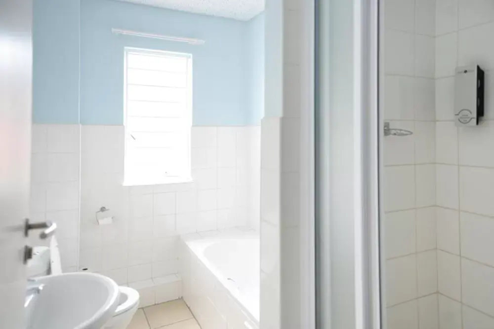 Deluxe Double or Twin Room - single occupancy in Hokahanya Inn & Conference Centre Deluxe Double or Twin Room - single occupancy in Hokahanya Inn & Conference Centre