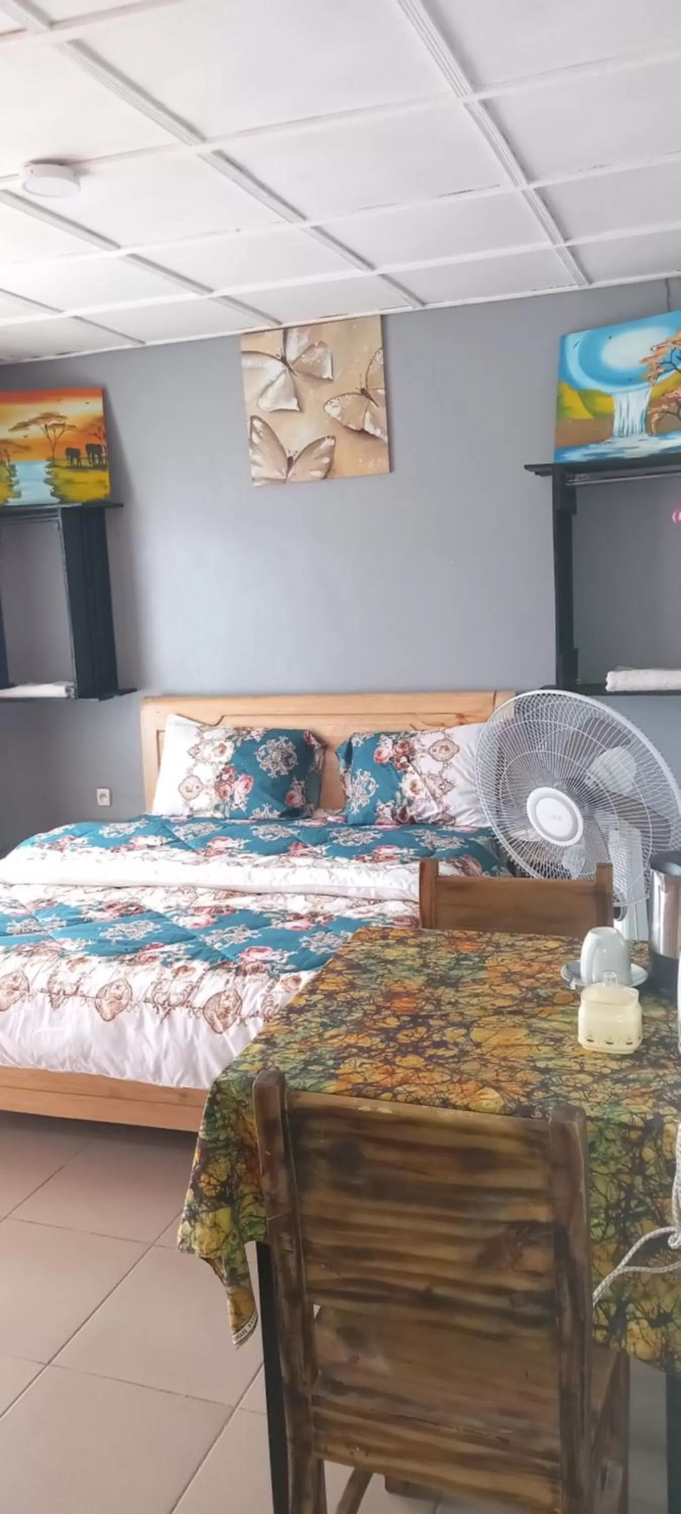 Tommy's Budget Rooms