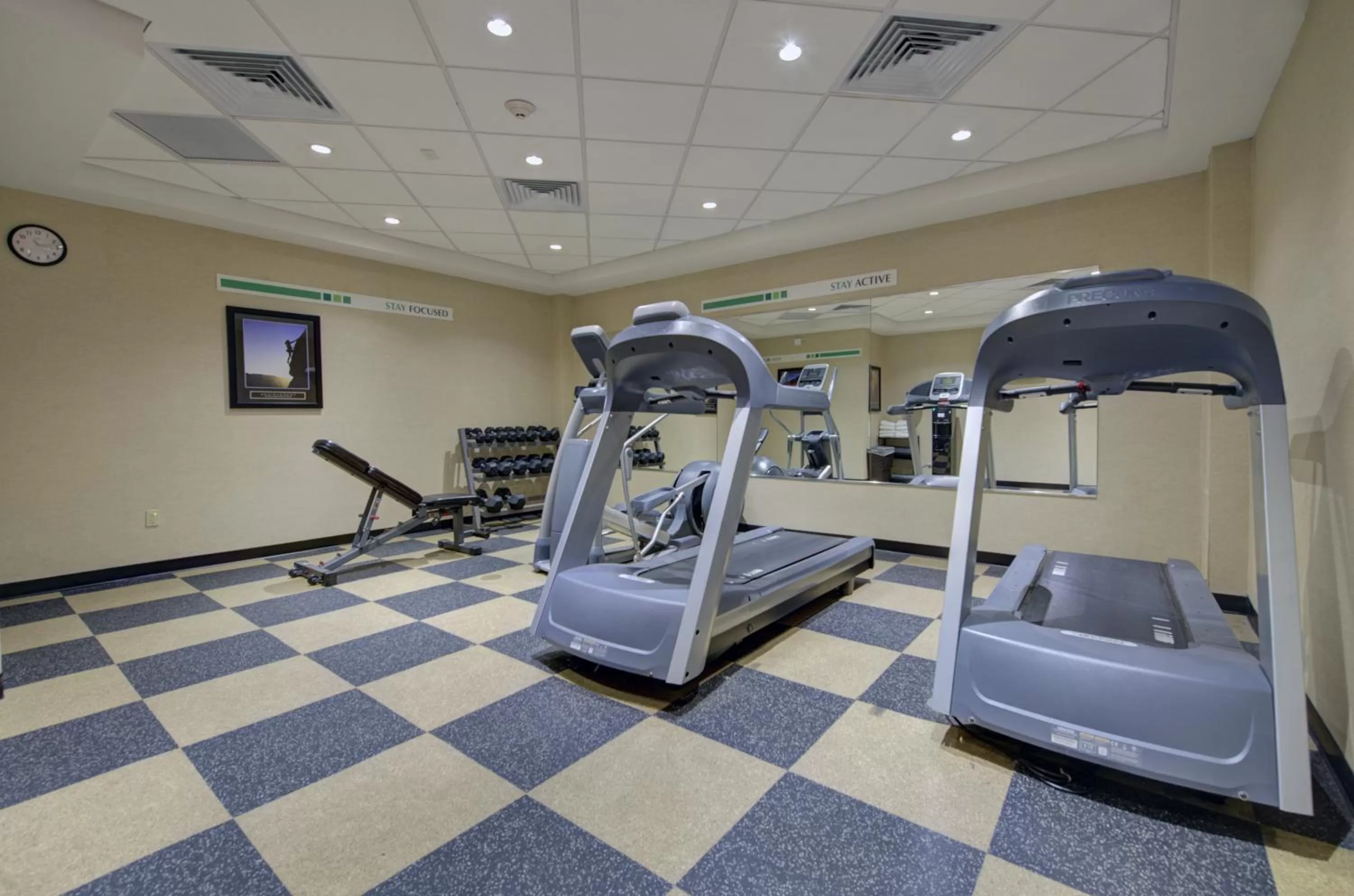 Spa and wellness centre/facilities in Holiday Inn Plainview-Long Island by IHG
