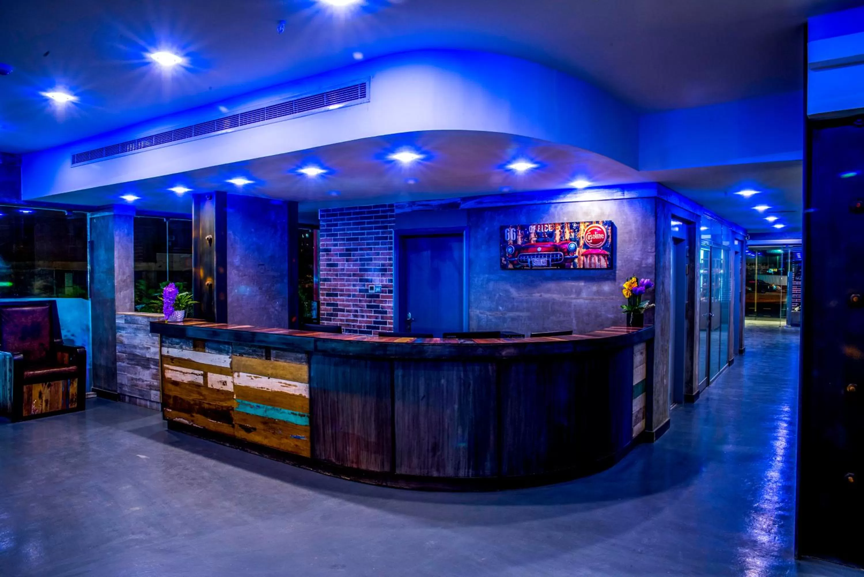 Lobby/Reception in Flowery Holiday Suites