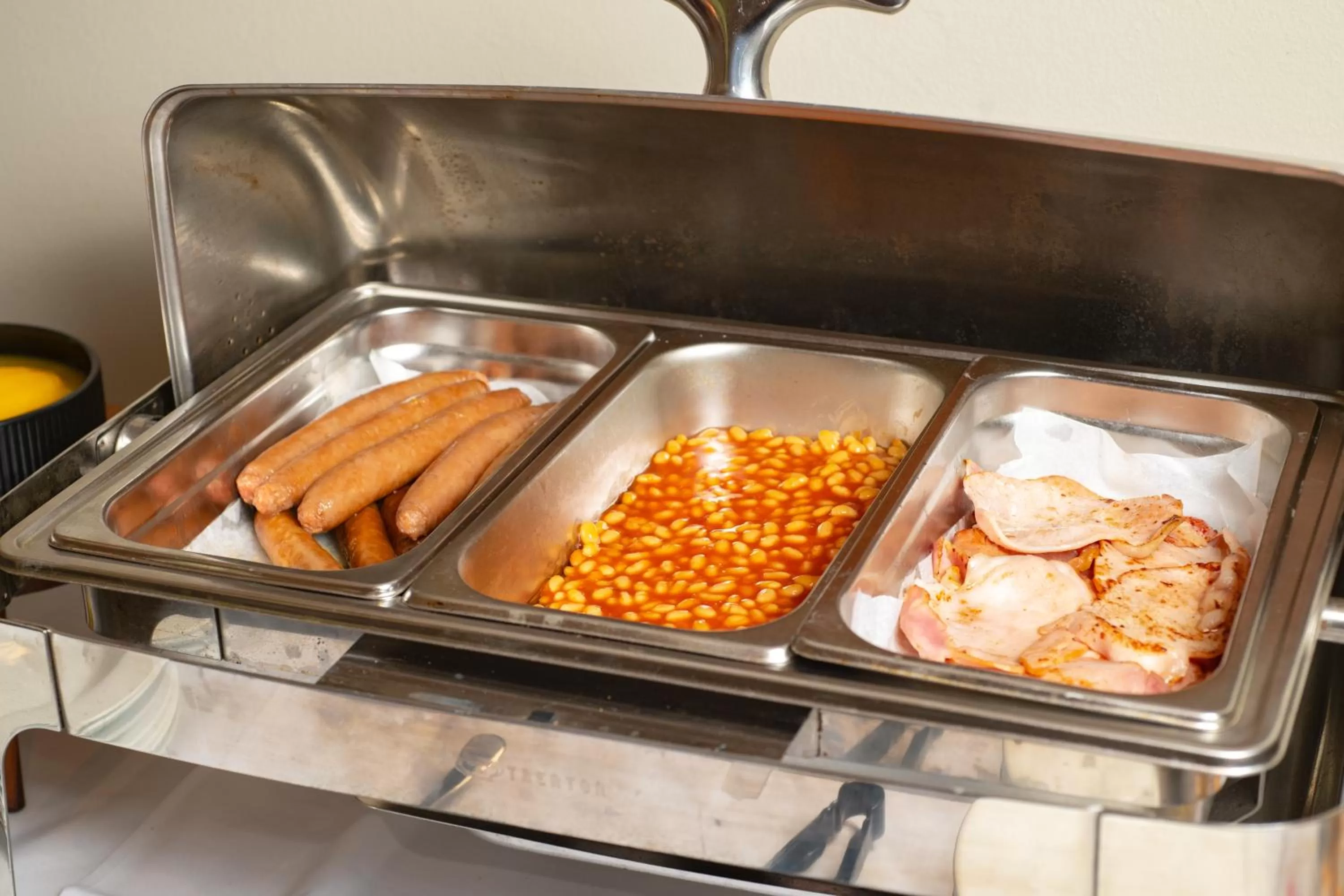 Buffet breakfast in Gateway on Monash