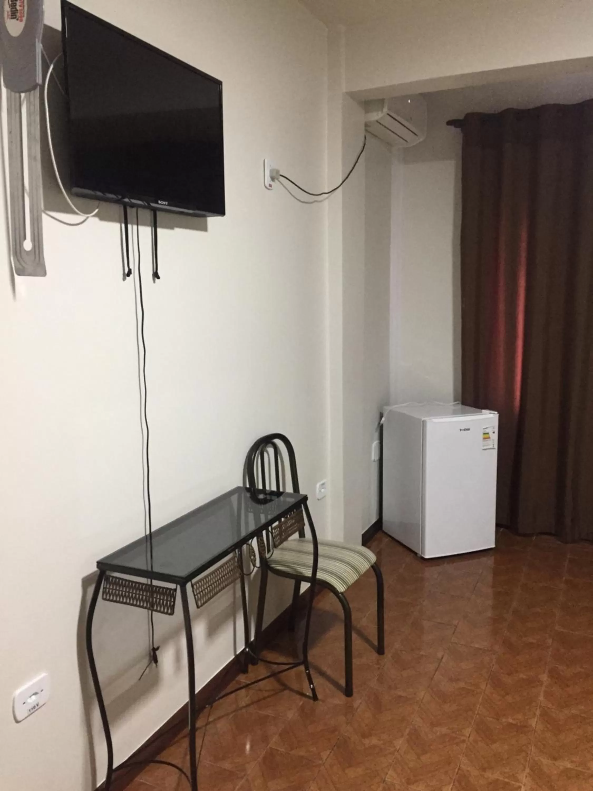 TV/Entertainment Center in Hotel Paradizzo