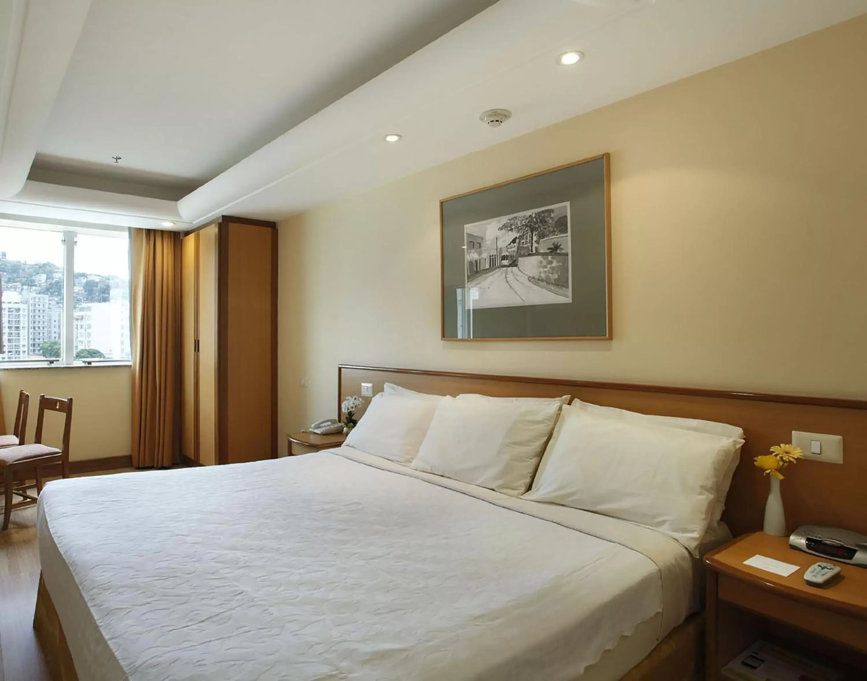 Standard Family Plan - single occupancy in Windsor Florida Hotel Standard Family Plan - single occupancy in Windsor Florida Hotel