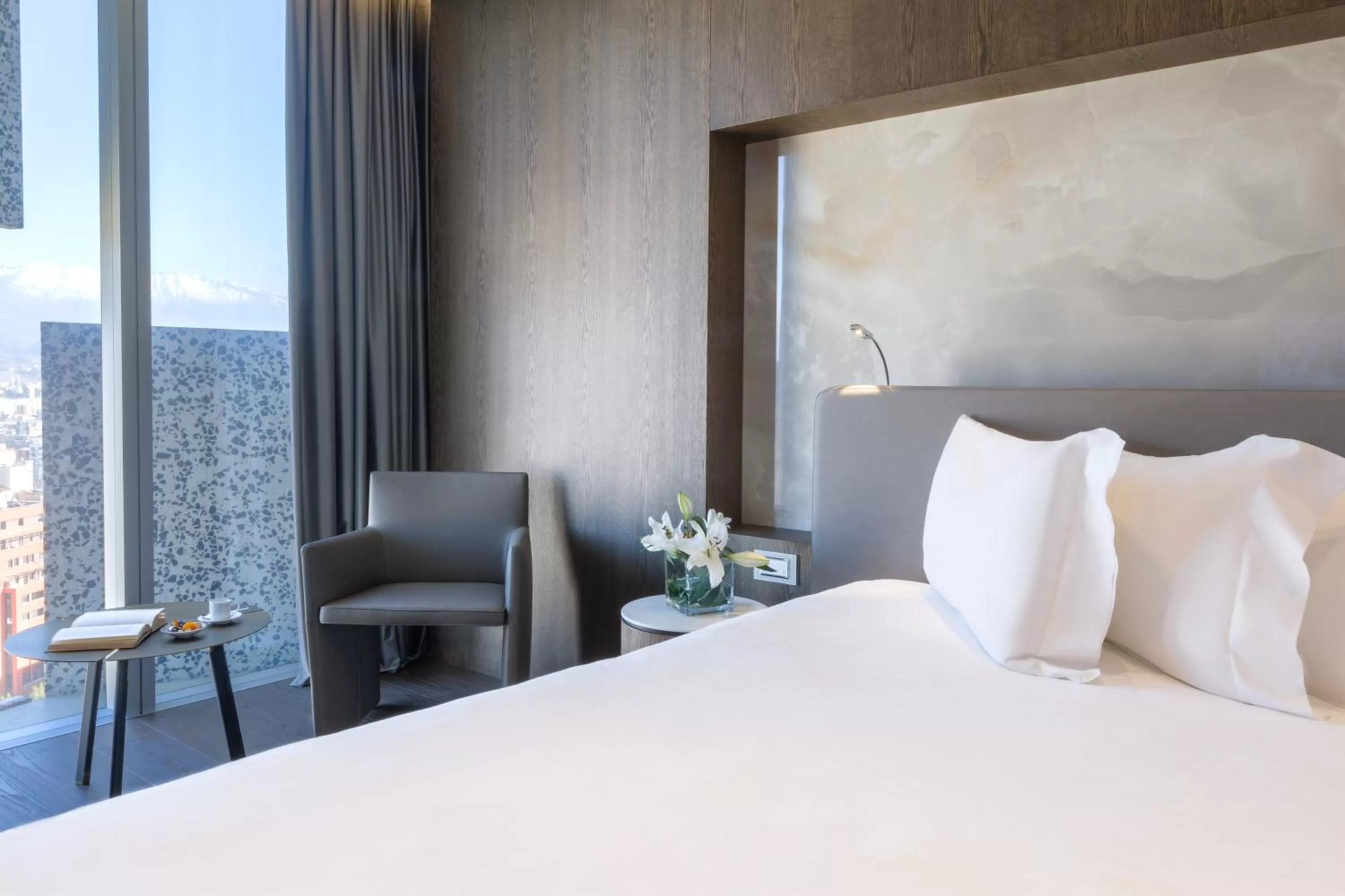 Bed in Maritim Hotel Plaza Tirana