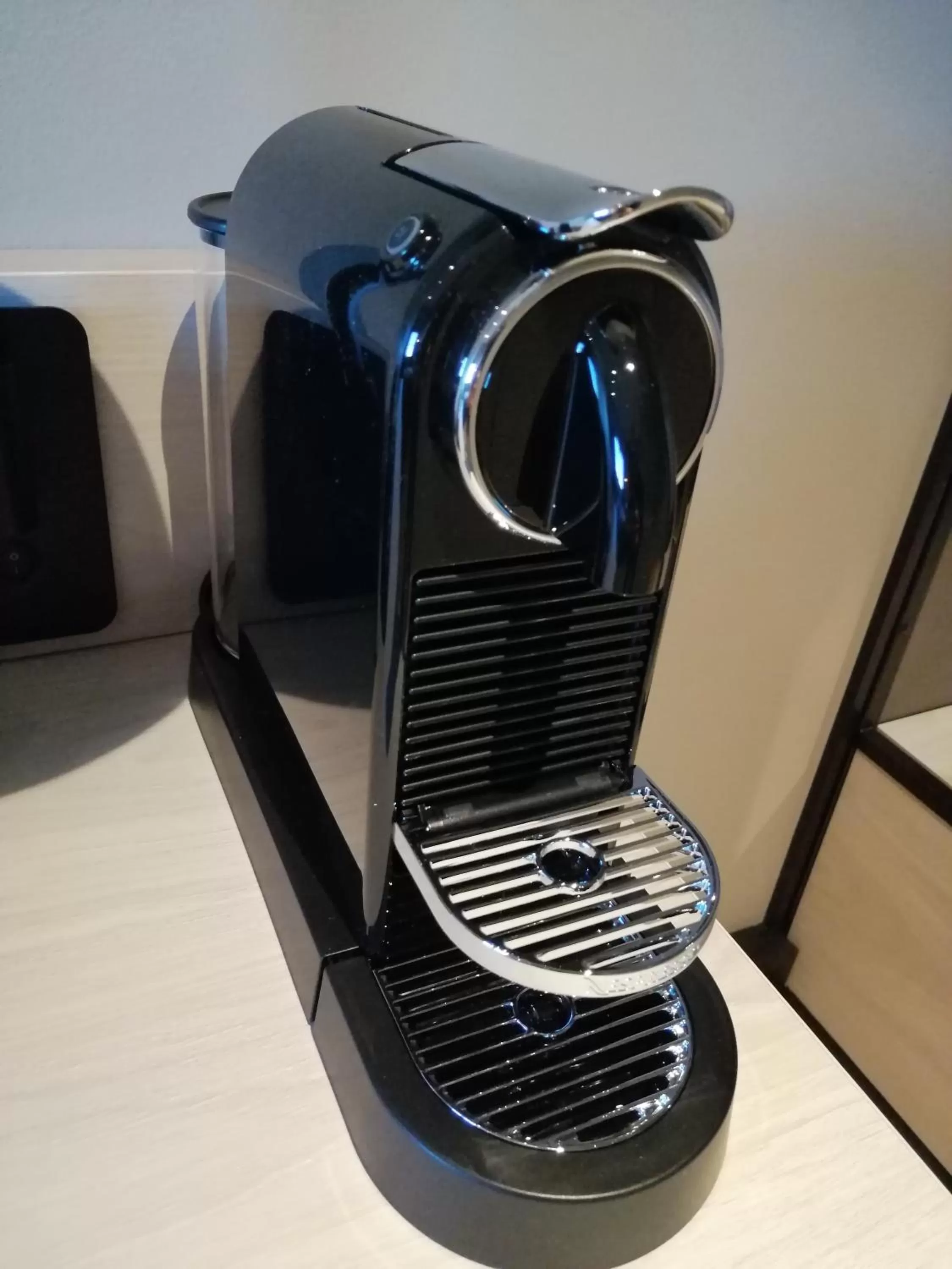 Coffee/tea facilities in Skyline Airport Hotel