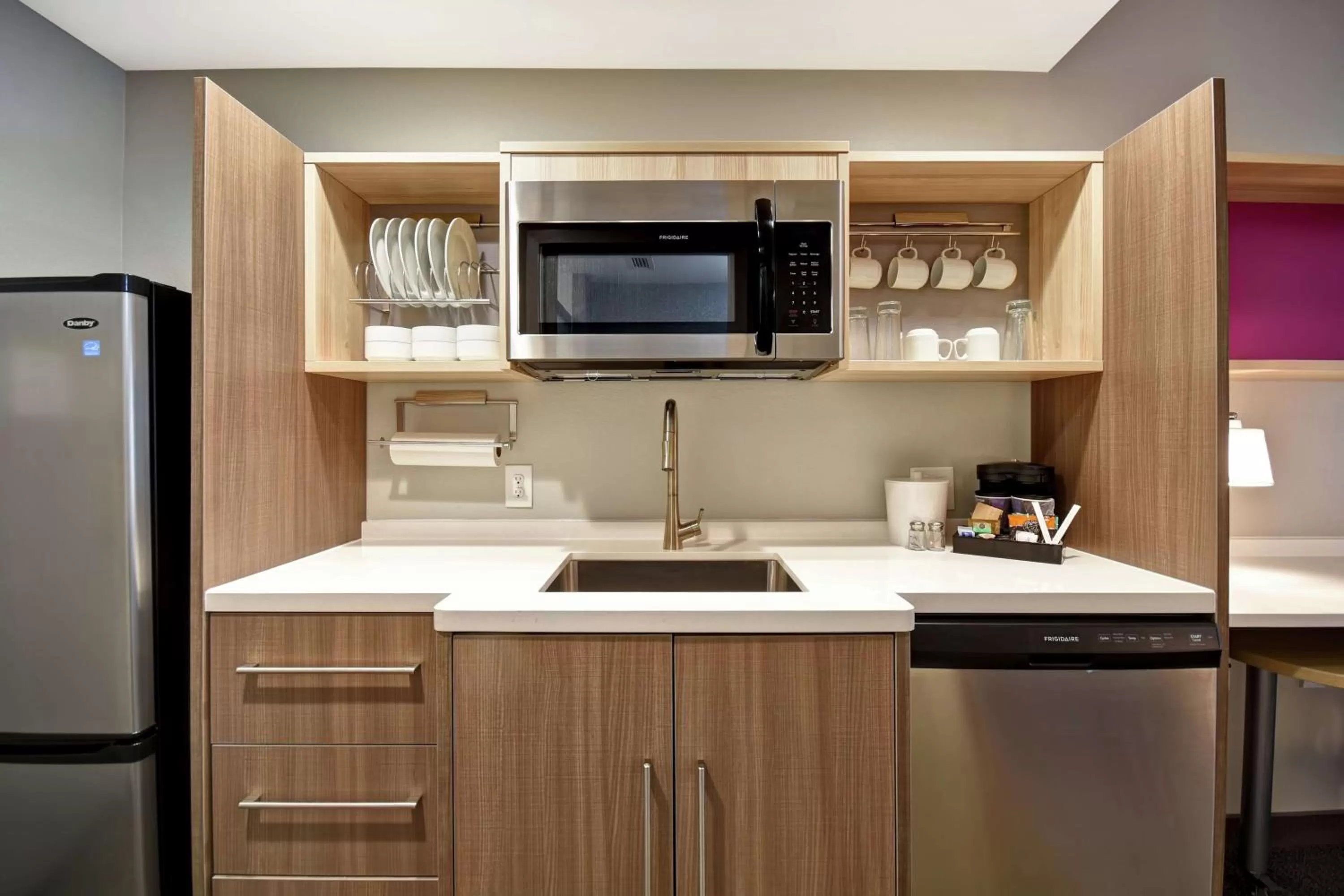Kitchen or kitchenette in Home2 Suites By Hilton Georgetown
