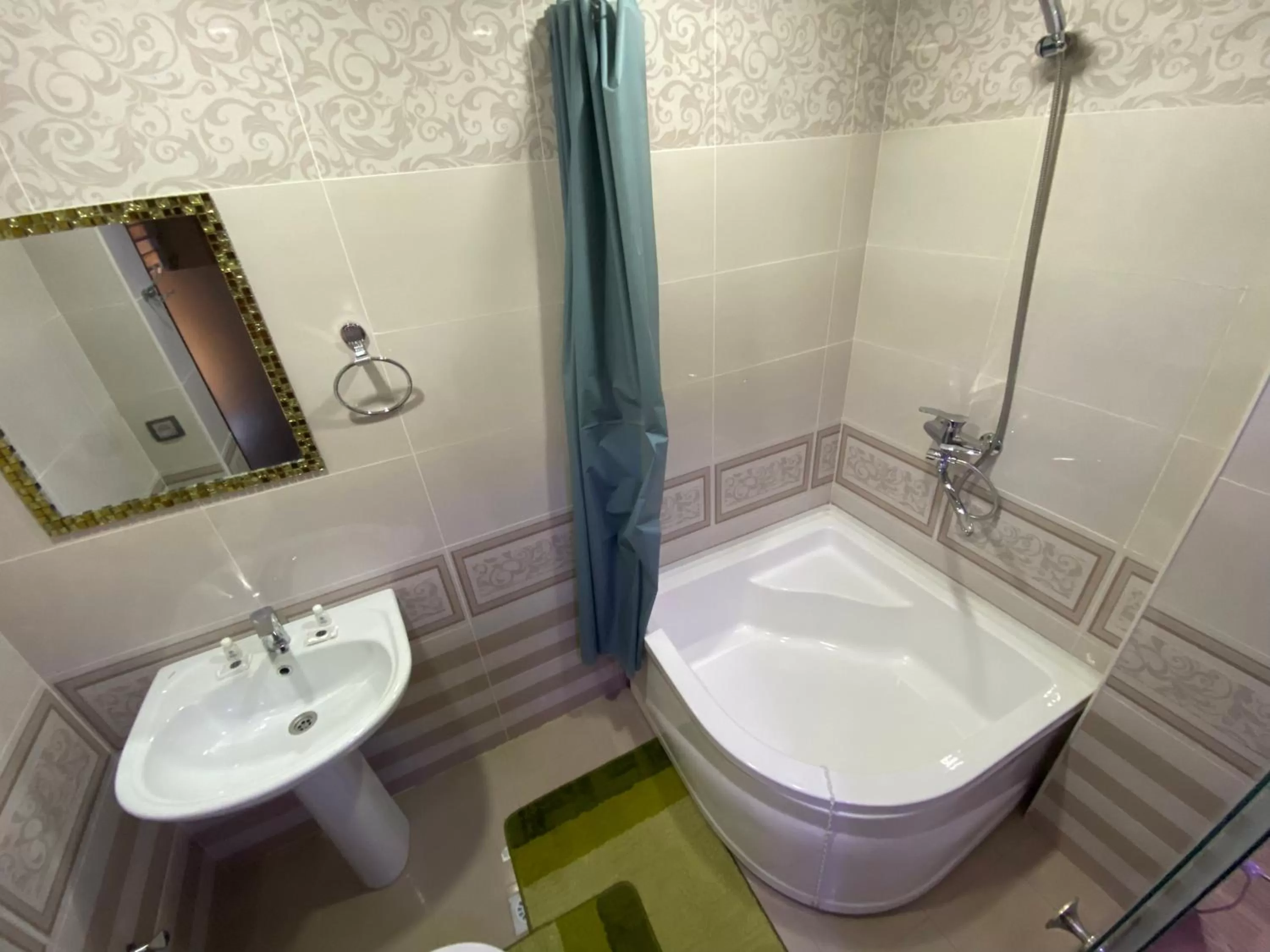 Shower, Bathroom in HOTEL UZBEGIM