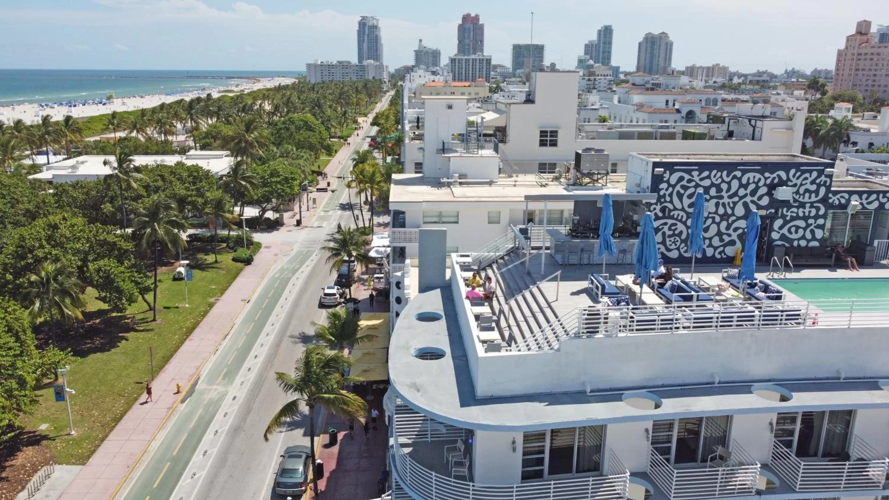 Property building in Deluxe apartments at the Congress