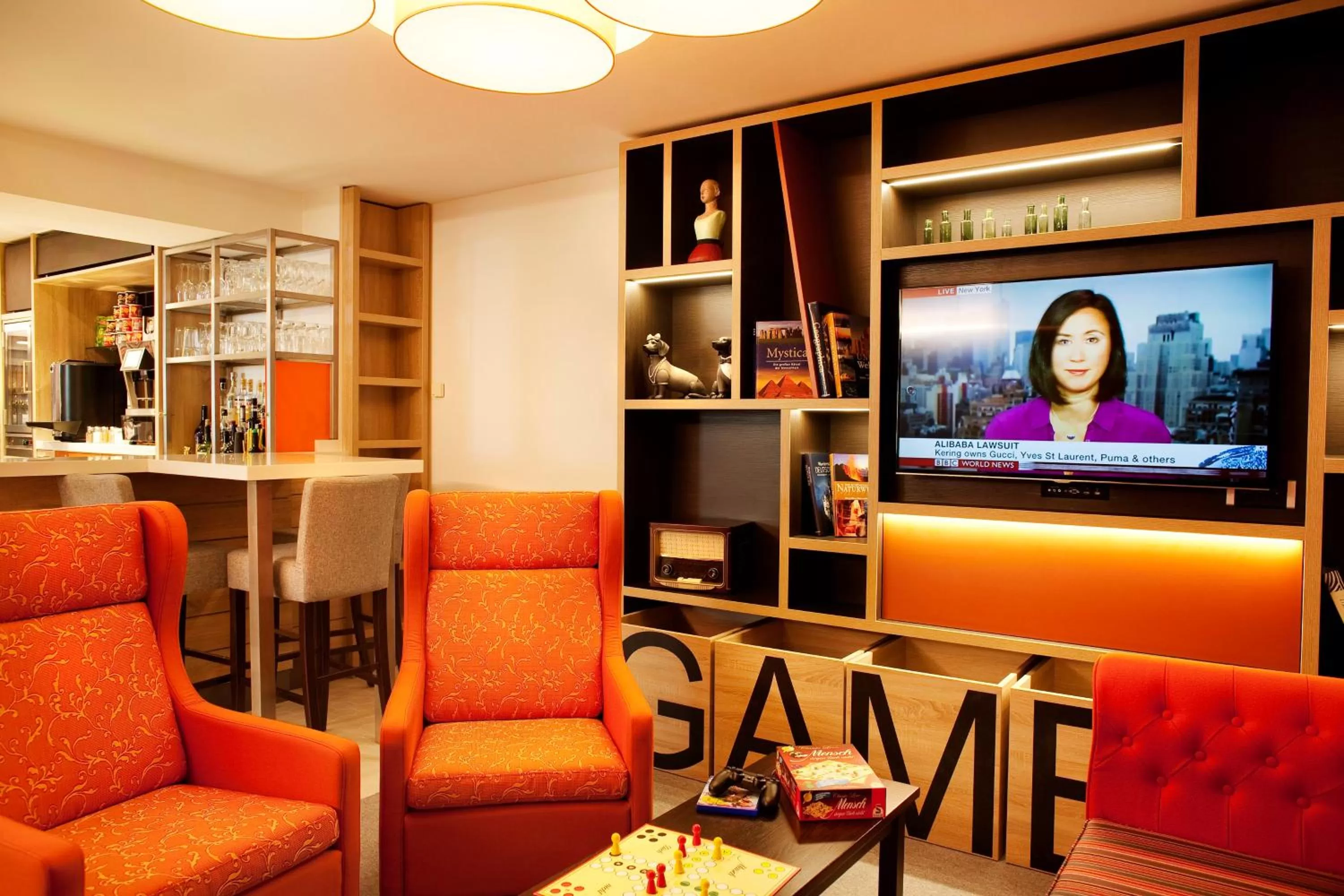 Lobby or reception in Holiday Inn Dresden - City South, an IHG Hotel