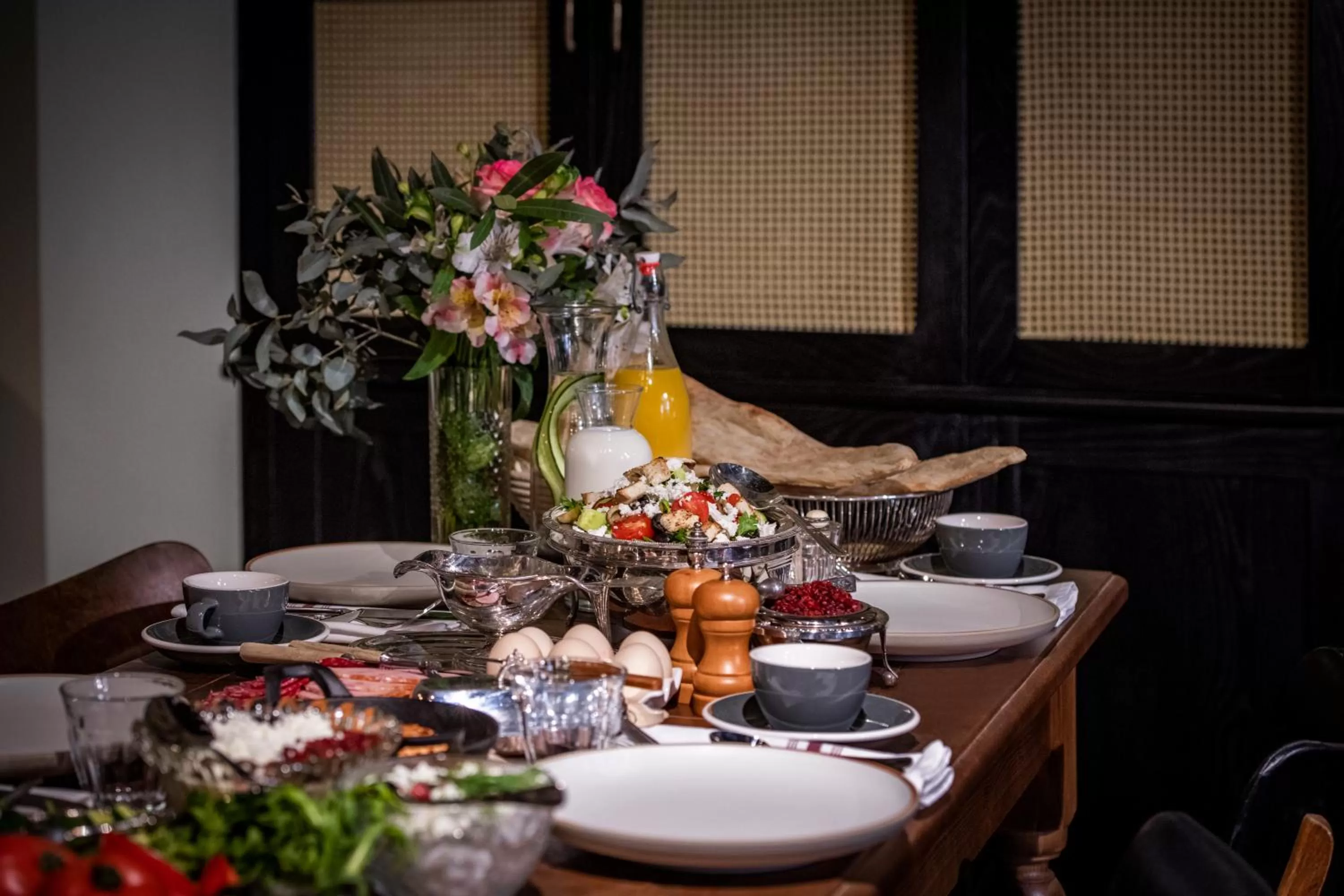 Food in Communal Hotel Plekhanovi