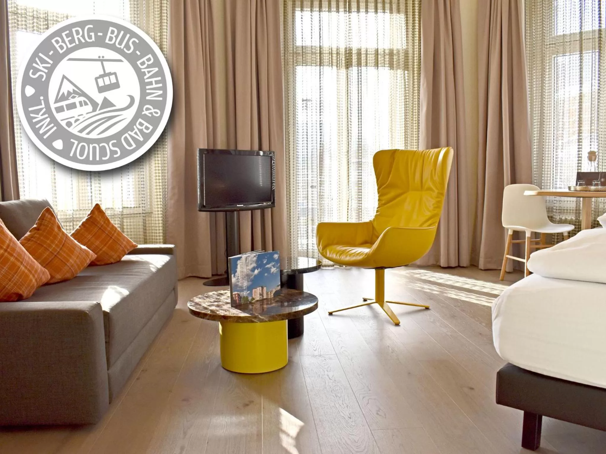 Bedroom, Seating Area in Hotel Belvedere Scuol