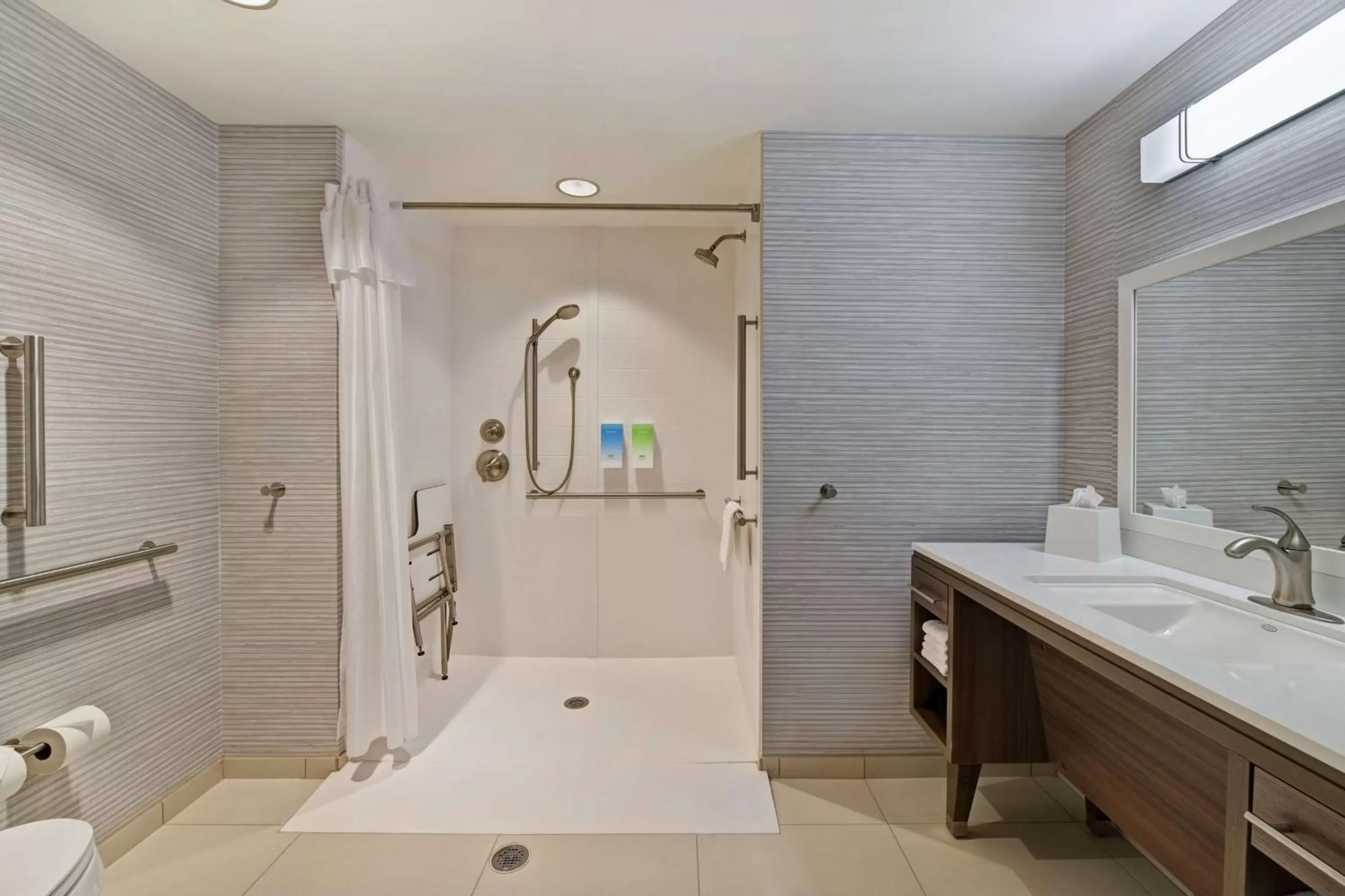 Bathroom in Home2 Suites By Hilton West Palm Beach Airport