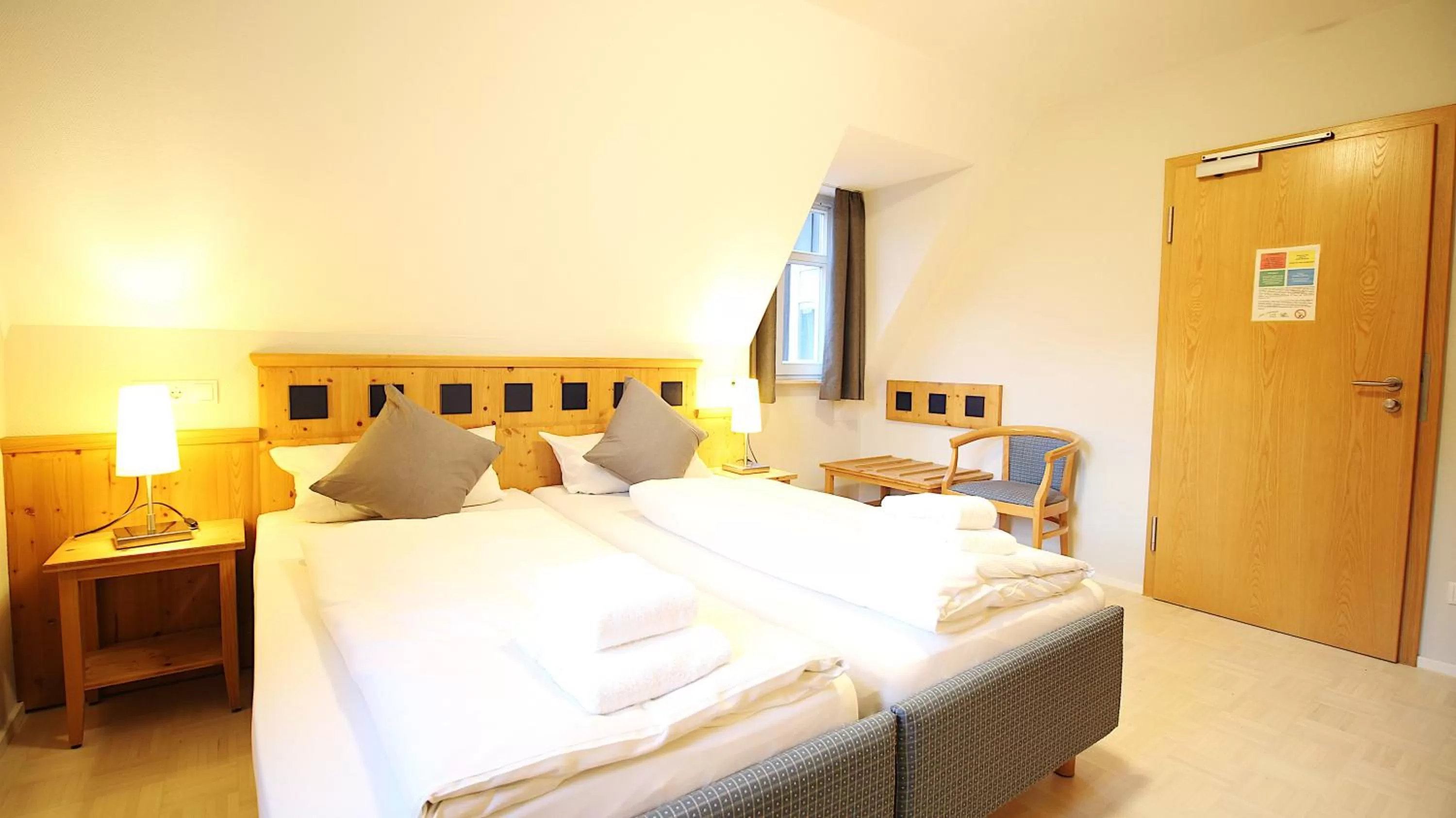 Bed in Aparthotel Alte Schmiede Dettelbach