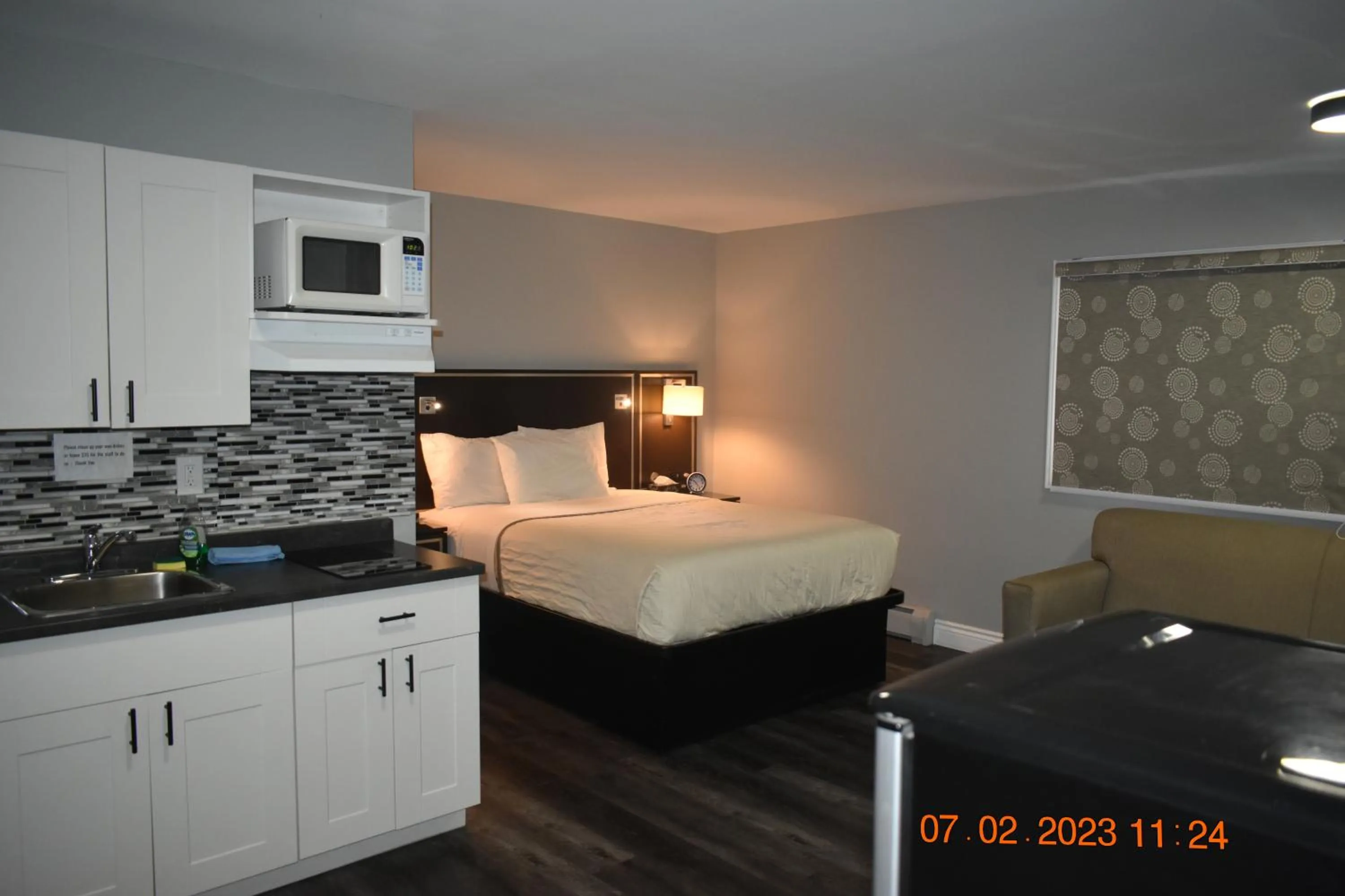 Bed in Time Travellers Motel