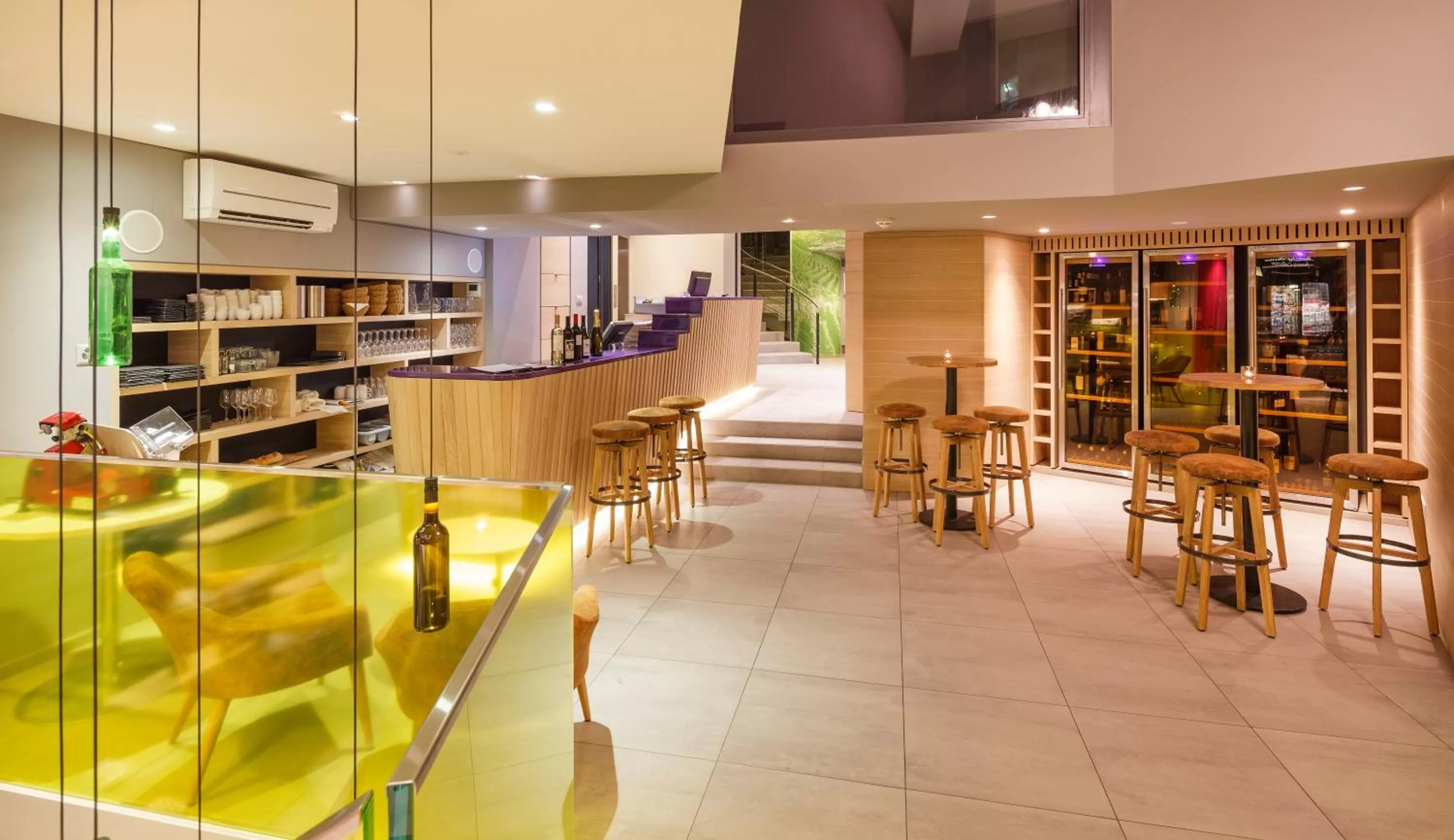 Lobby or reception in Swiss Wine by Fassbind